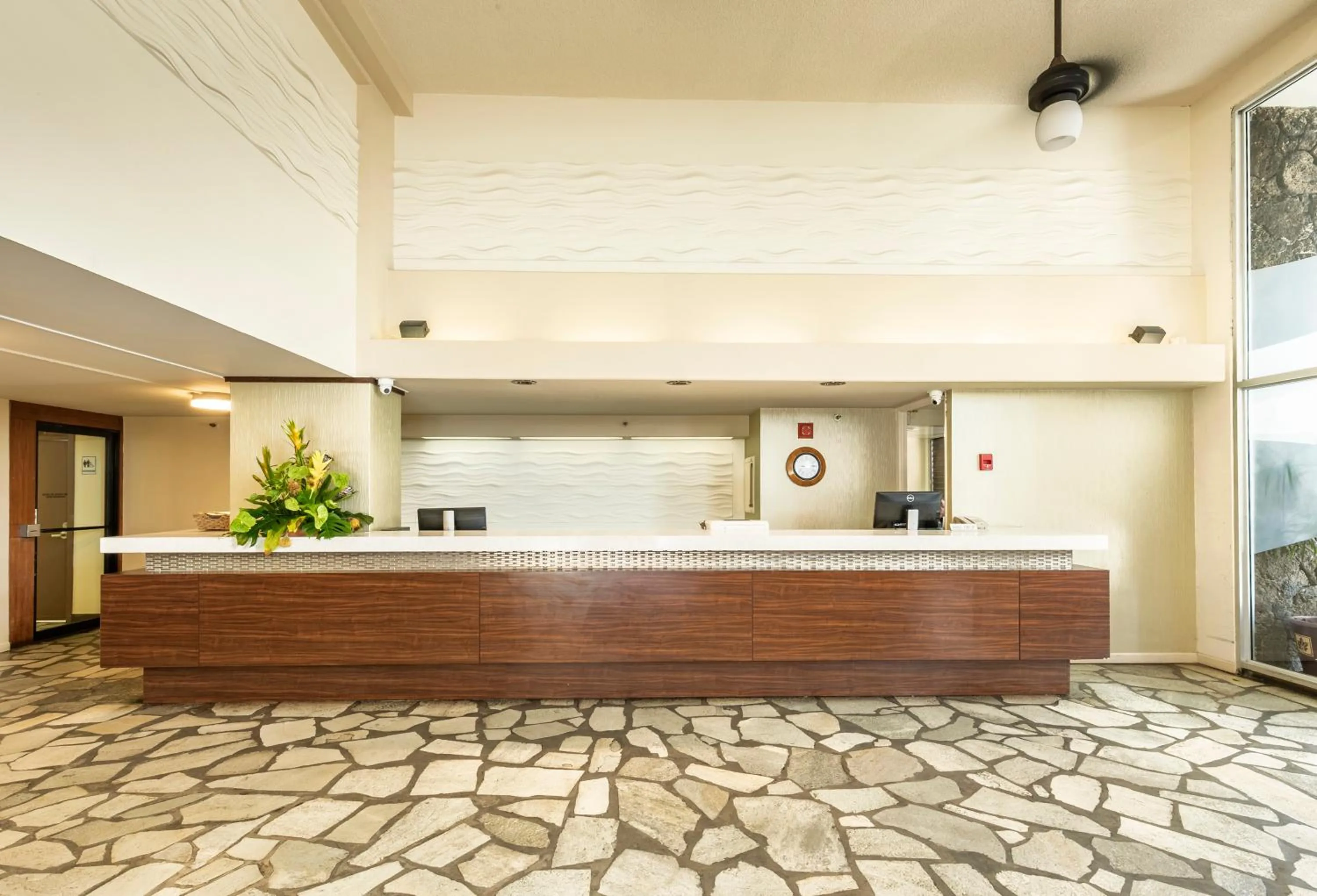 Lobby or reception in Pacific Monarch Hotel