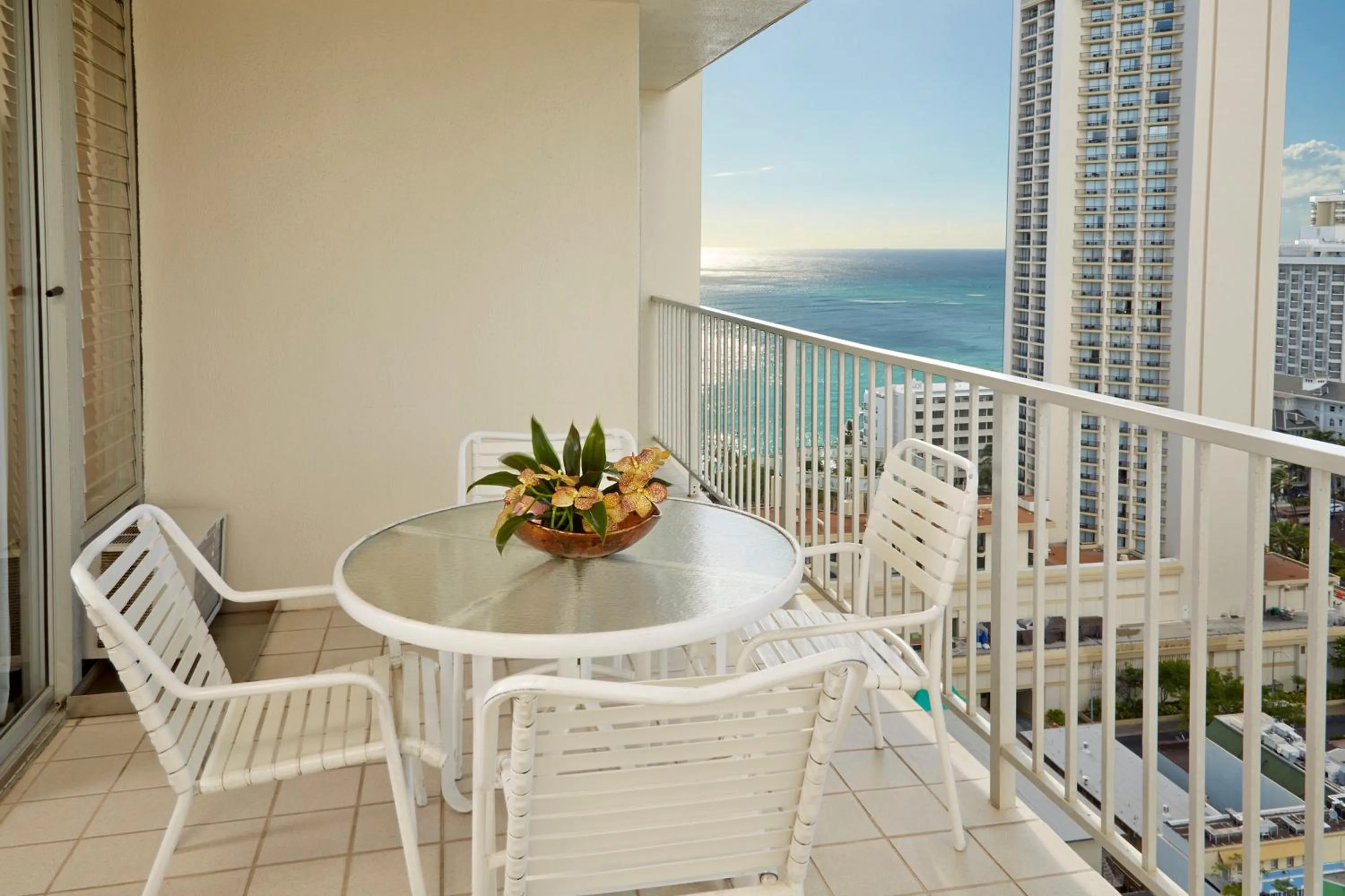 Balcony/Terrace in Pacific Monarch Hotel