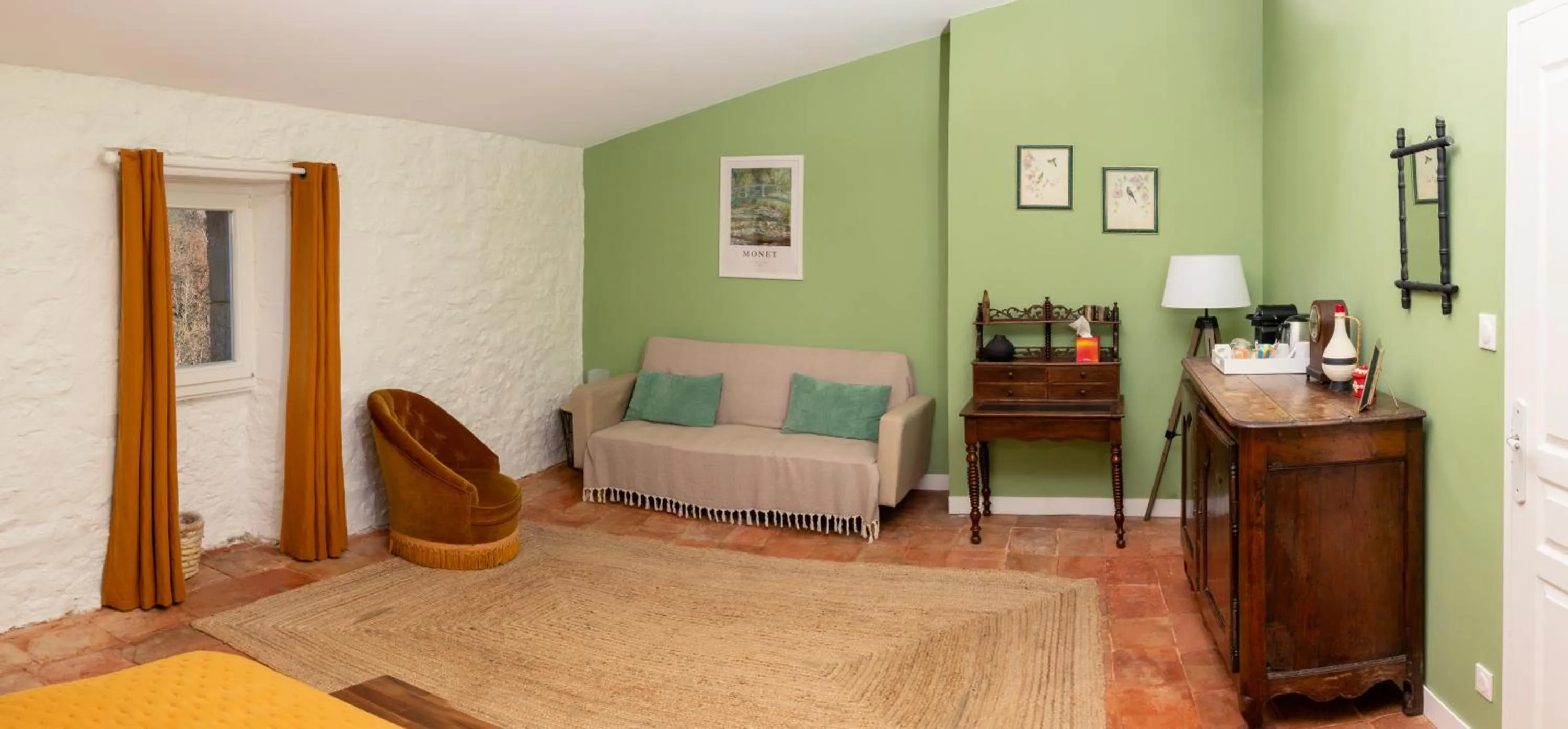 Photo of the whole room, Bed in Le Domaine de Villespy