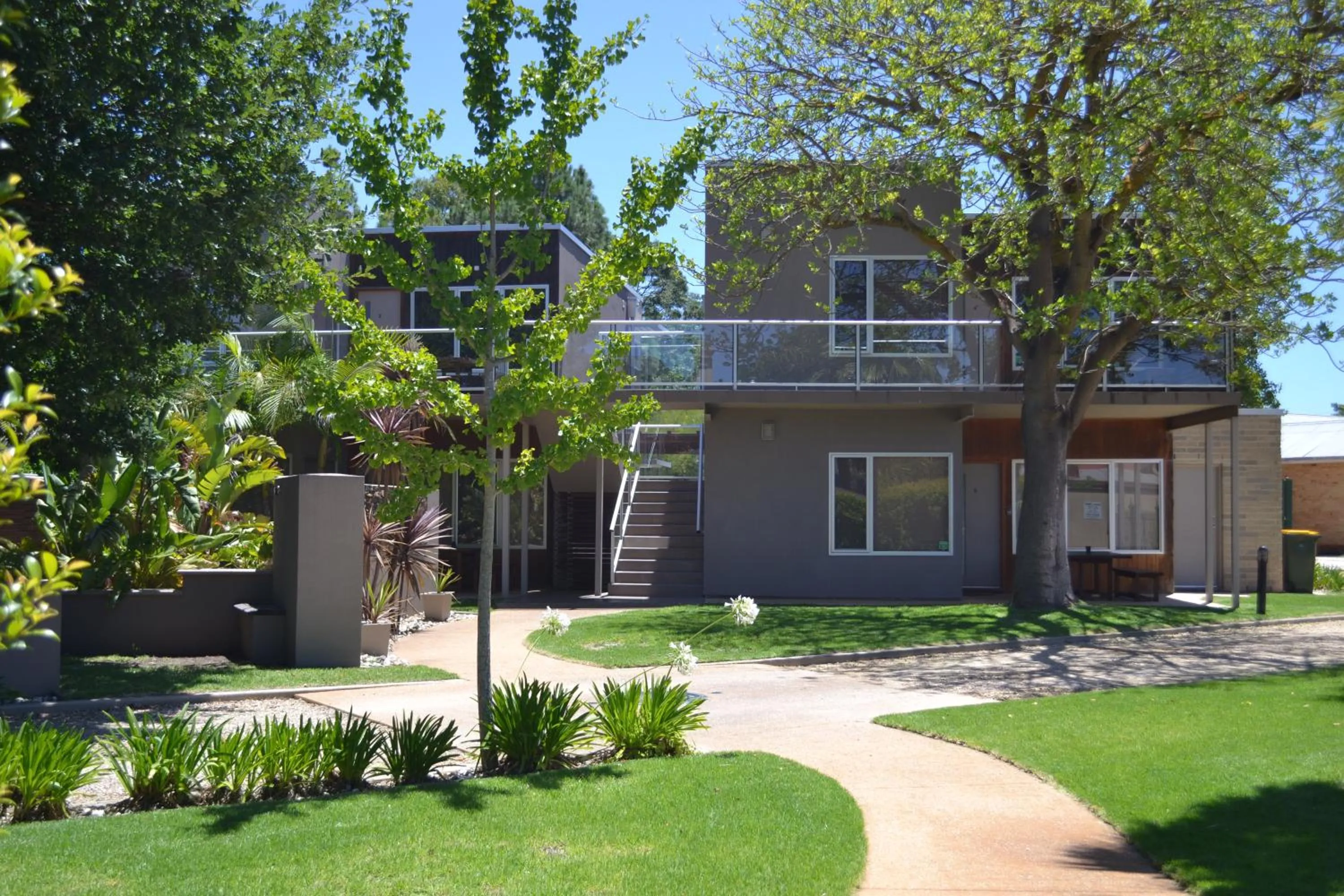 Property building in Barossa Valley Apartments