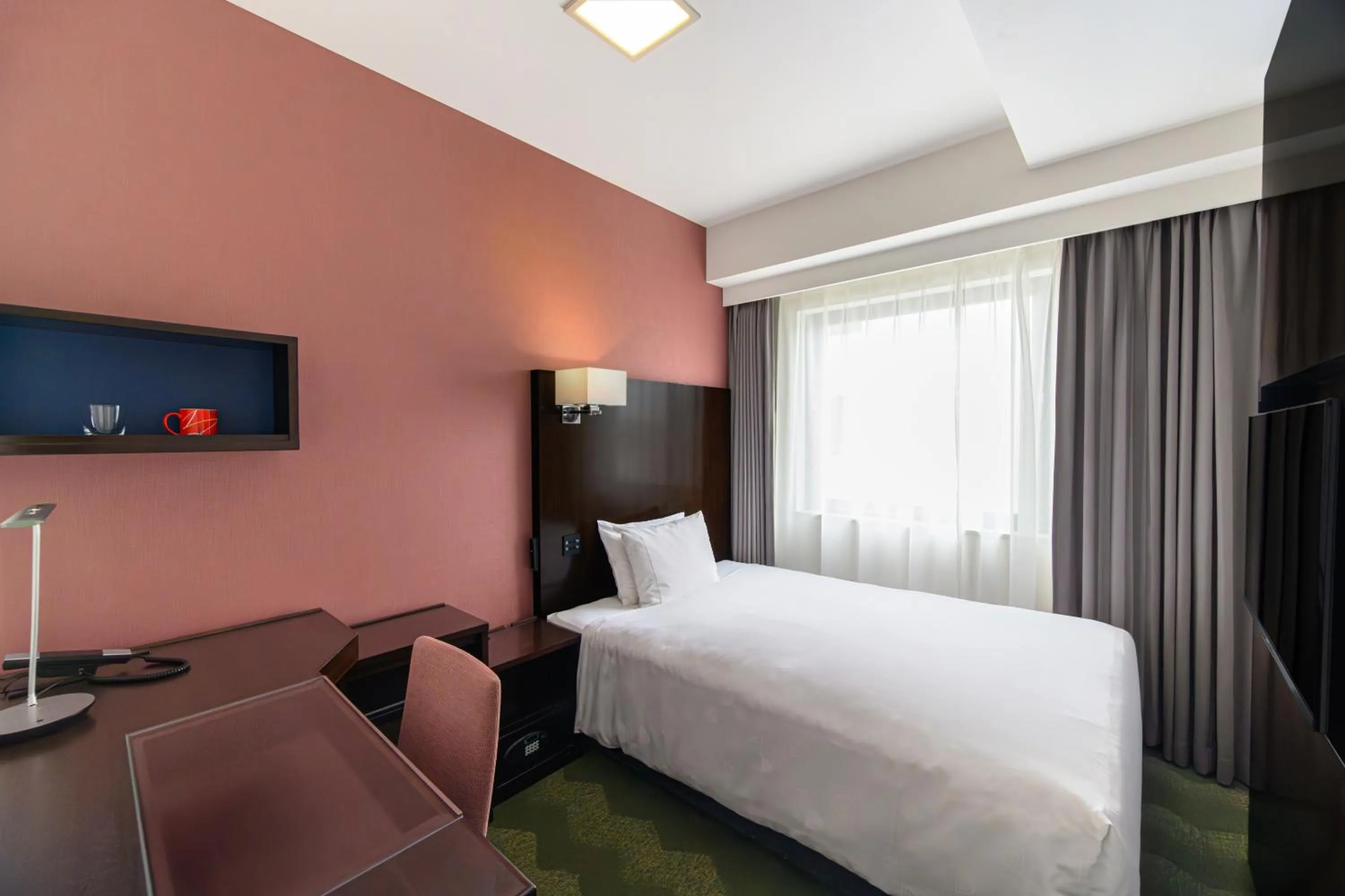 Photo of the whole room, Bed in The Royal Park Canvas Nagoya