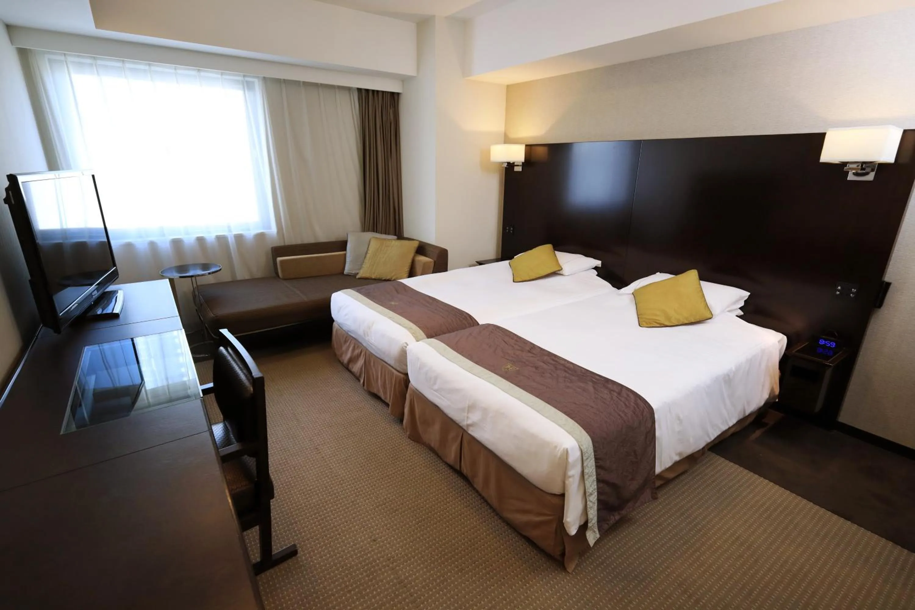 Photo of the whole room, Bed in The Royal Park Canvas Nagoya