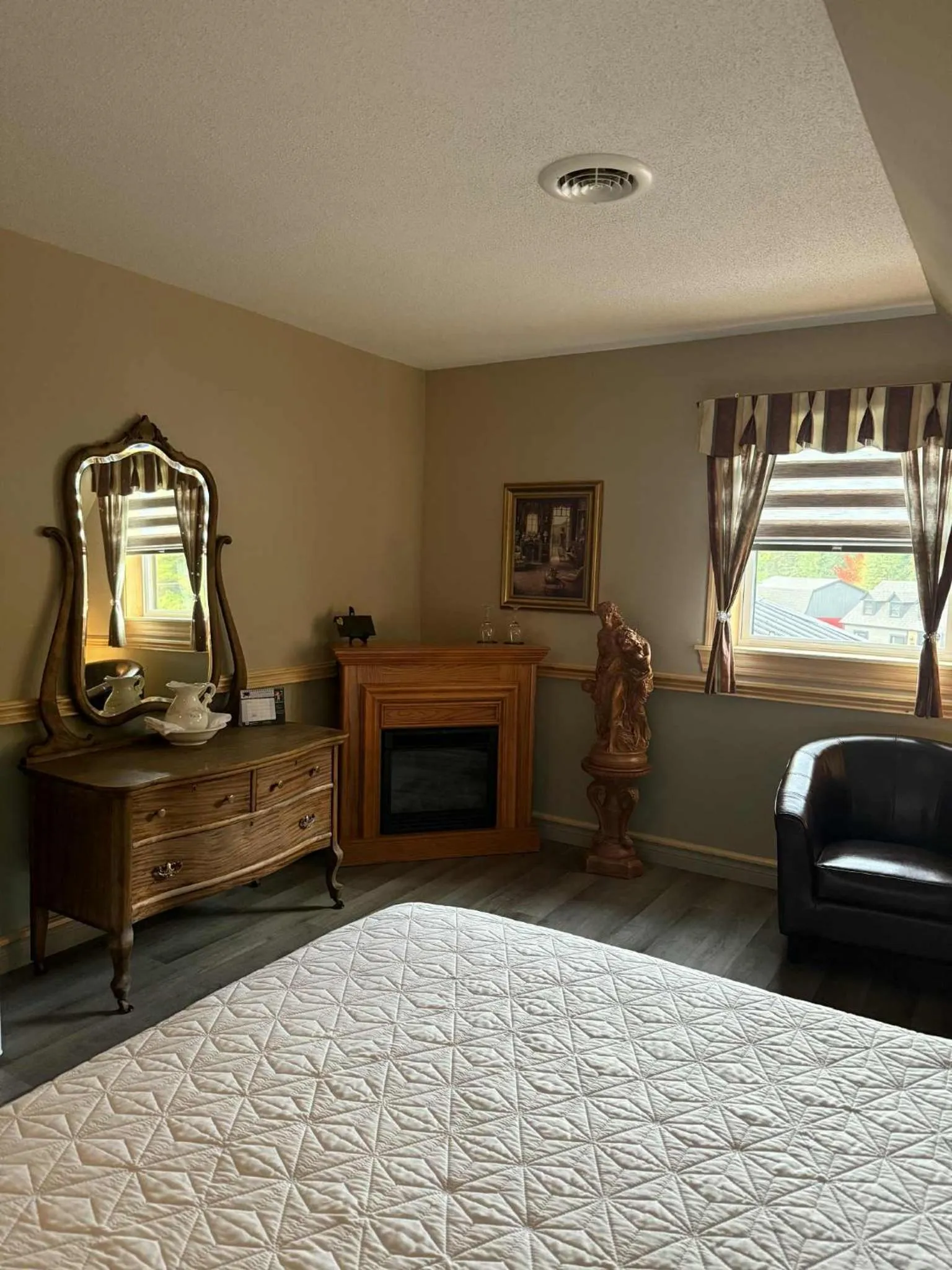 Bedroom, Bed in Auberge MicKy Inc