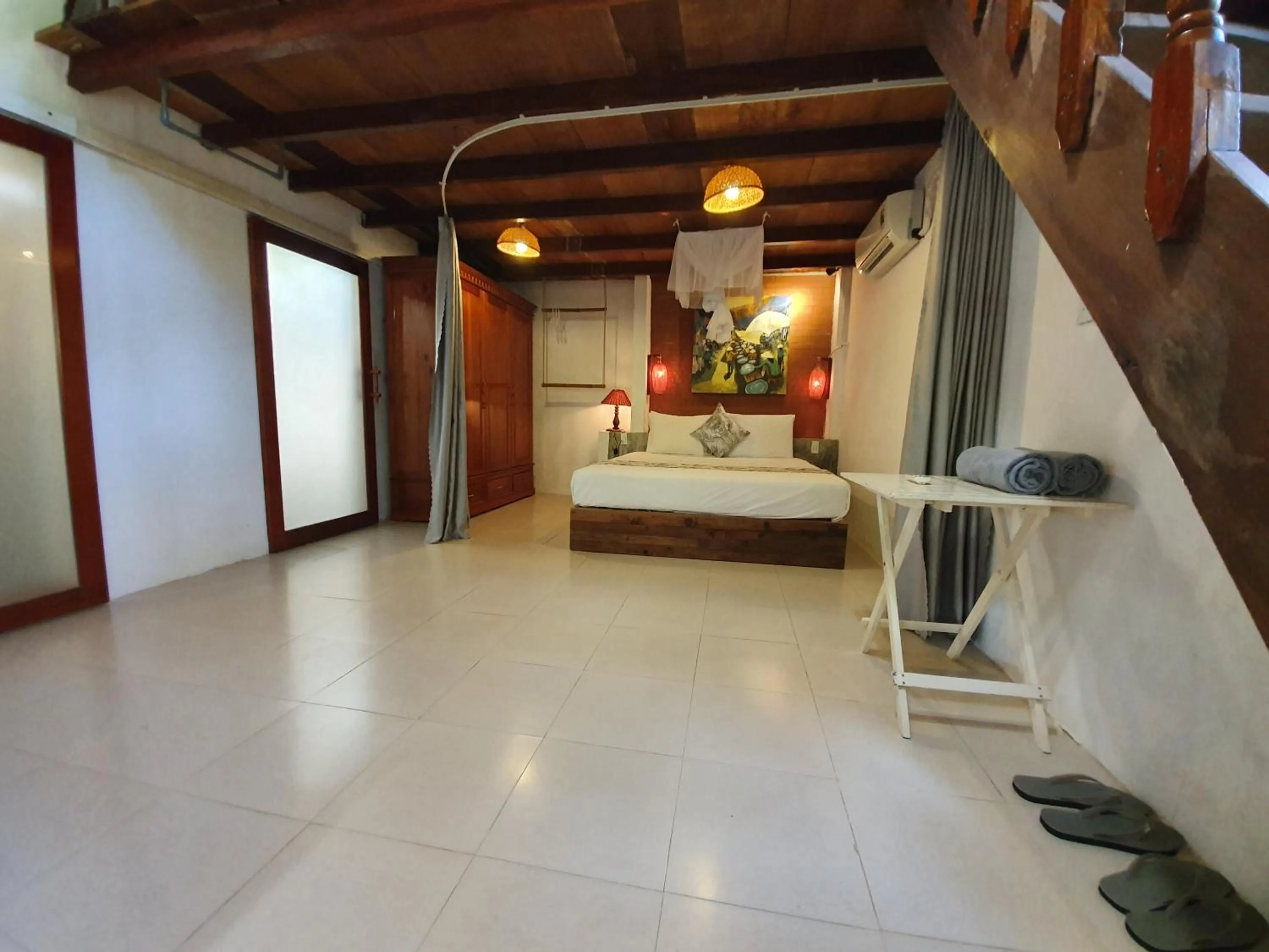 Bedroom, Bed in An Bang Hideaway