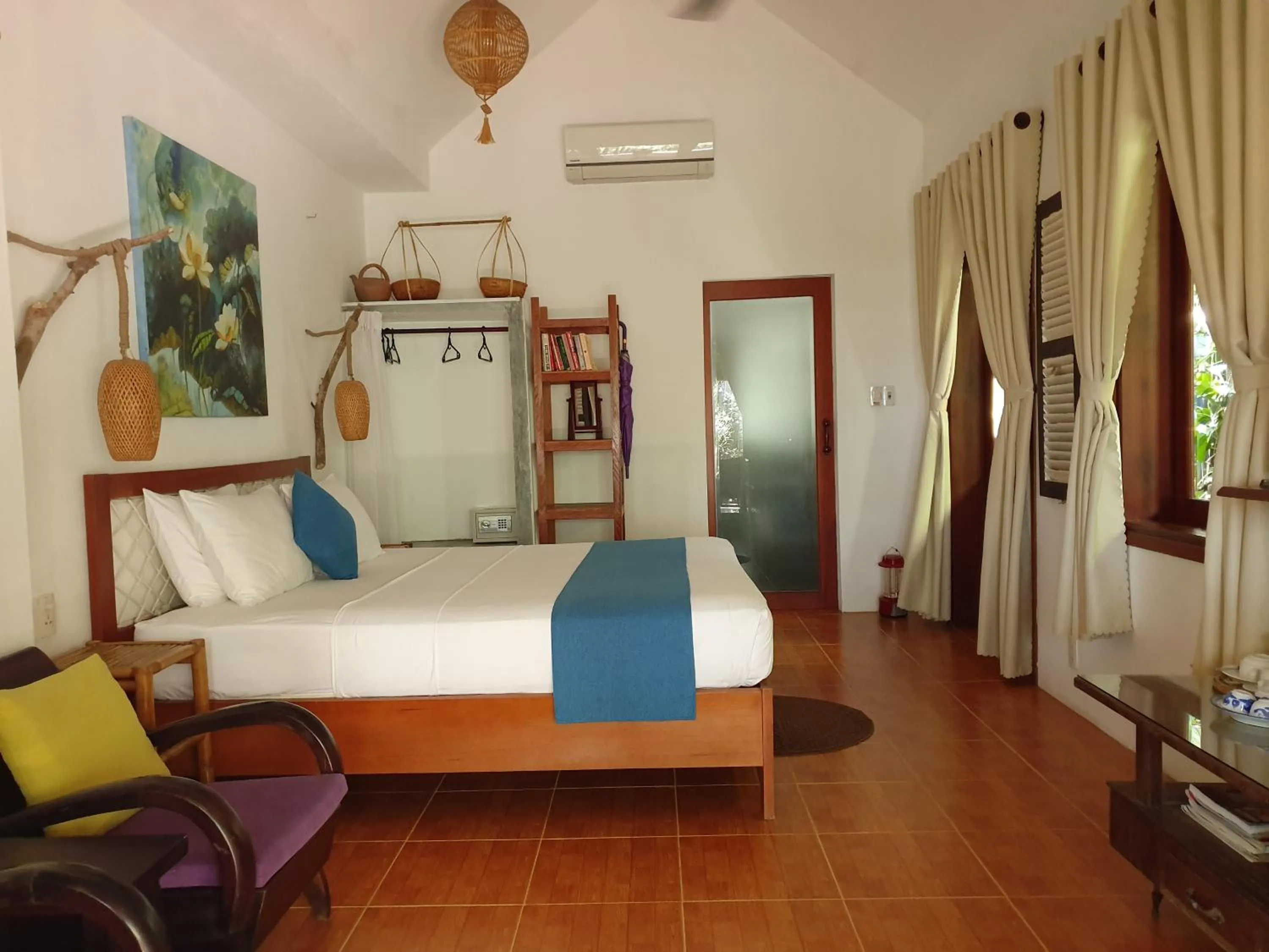 Bedroom, Bed in An Bang Hideaway