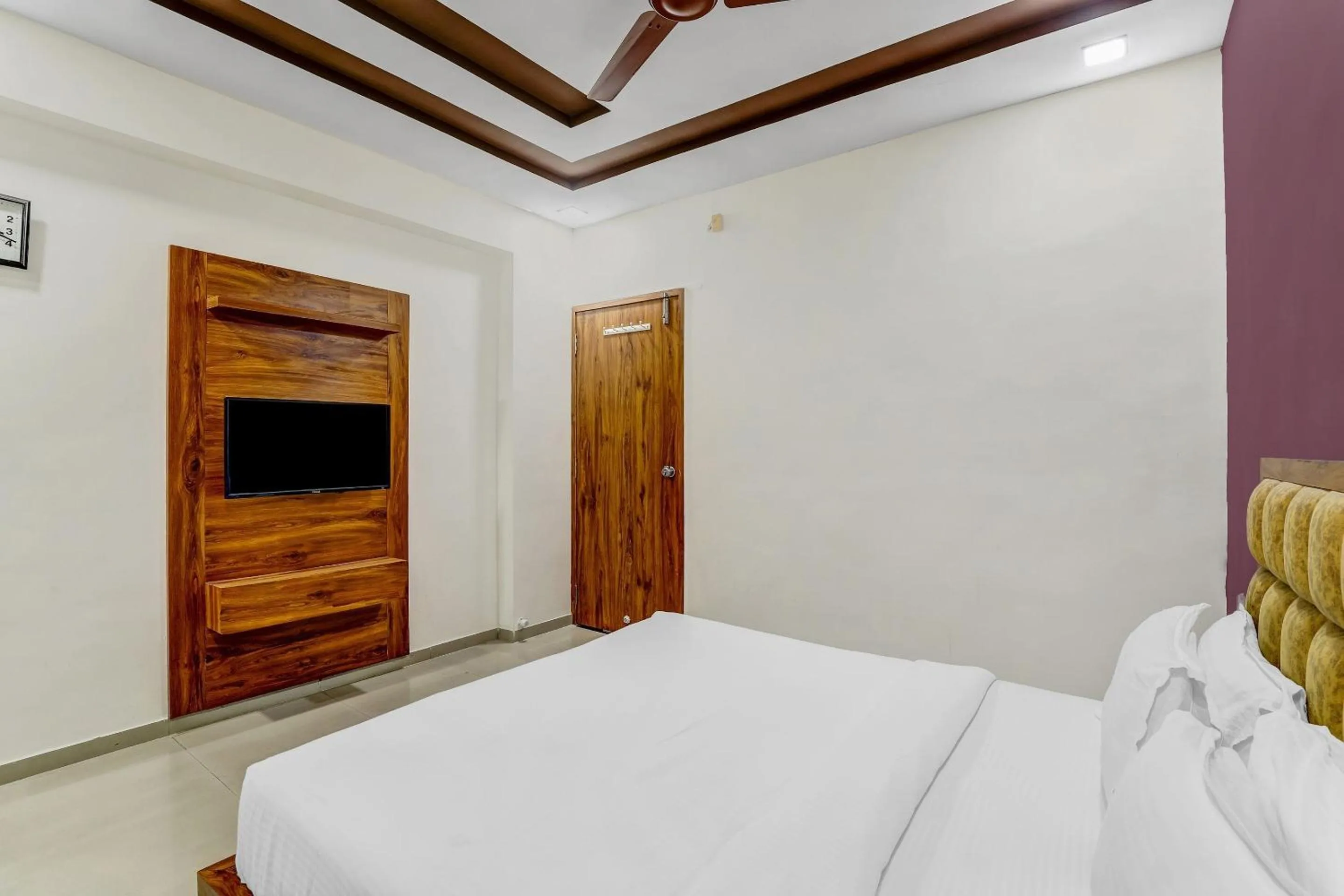 Bedroom in Hotel O Maple view