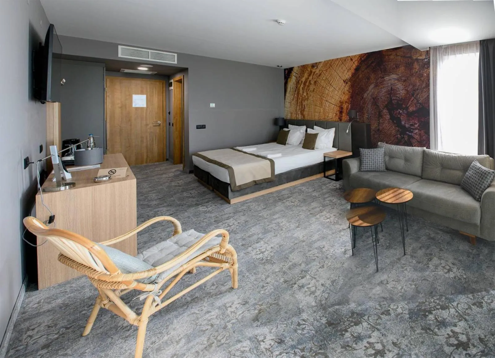 Communal lounge/ TV room, Bed in The Five Elements Hotel and SPA