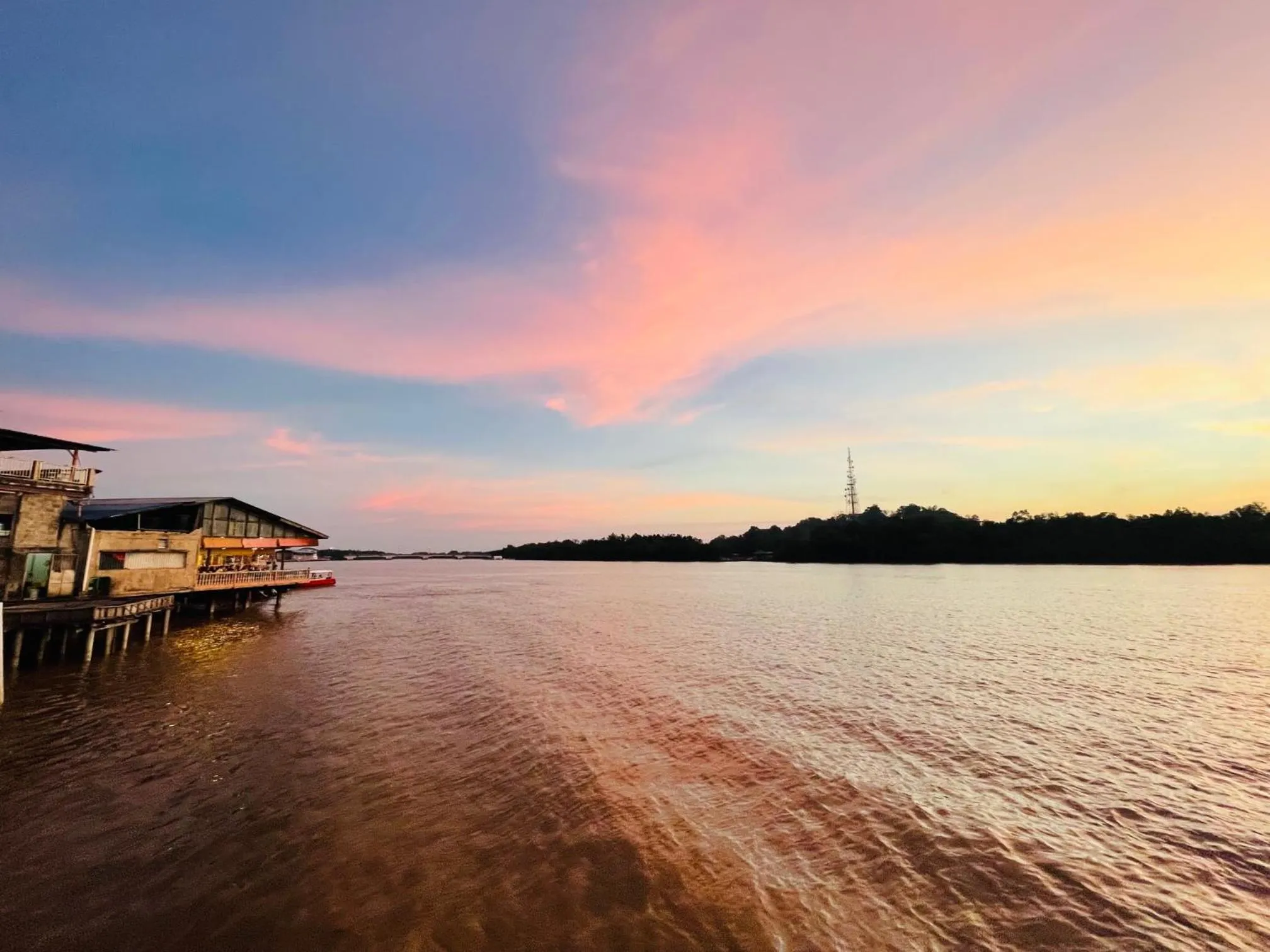 River view in Hotel Le-Shore