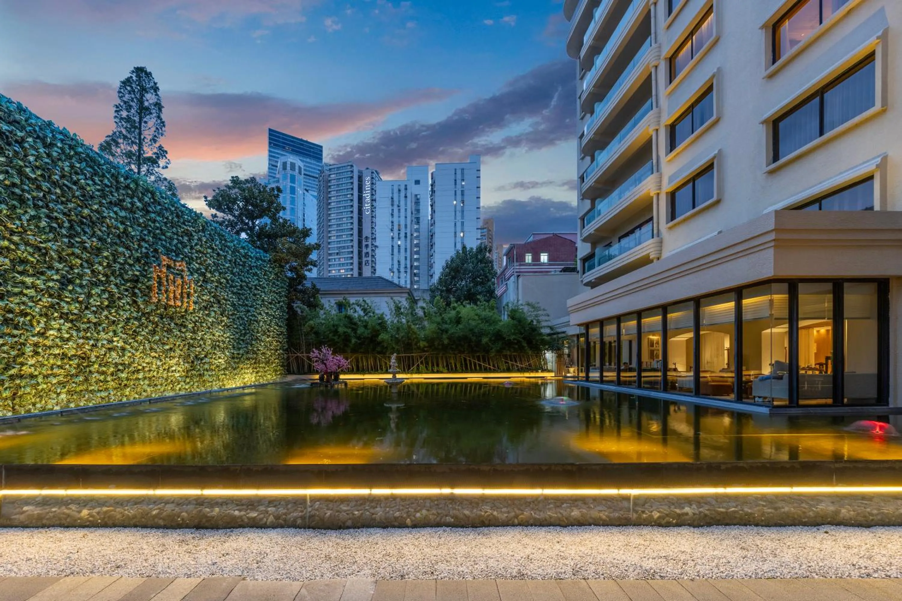 Property building in Metropolo Dahua Hotel Shanghai