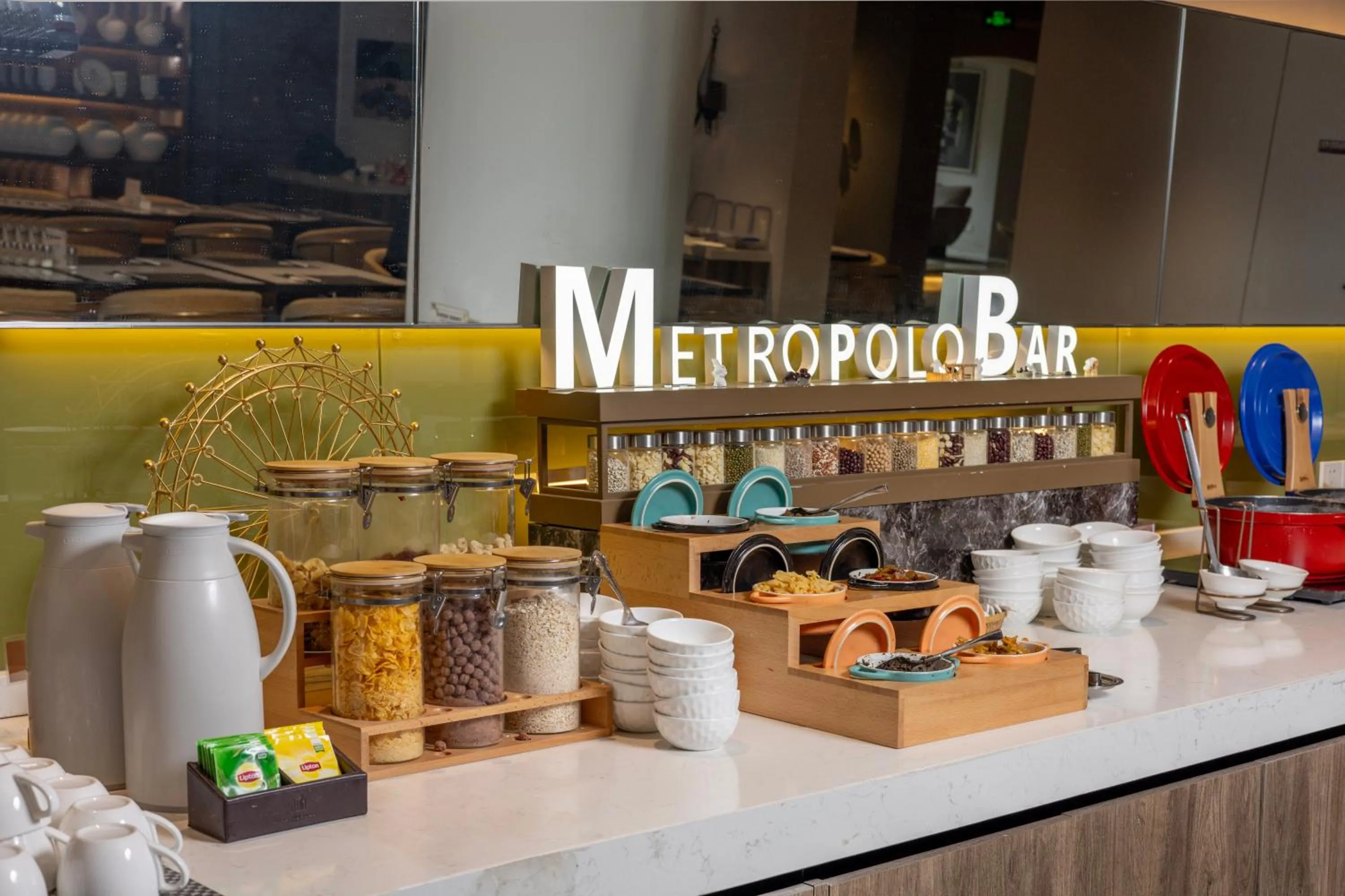 Food in Metropolo Dahua Hotel Shanghai