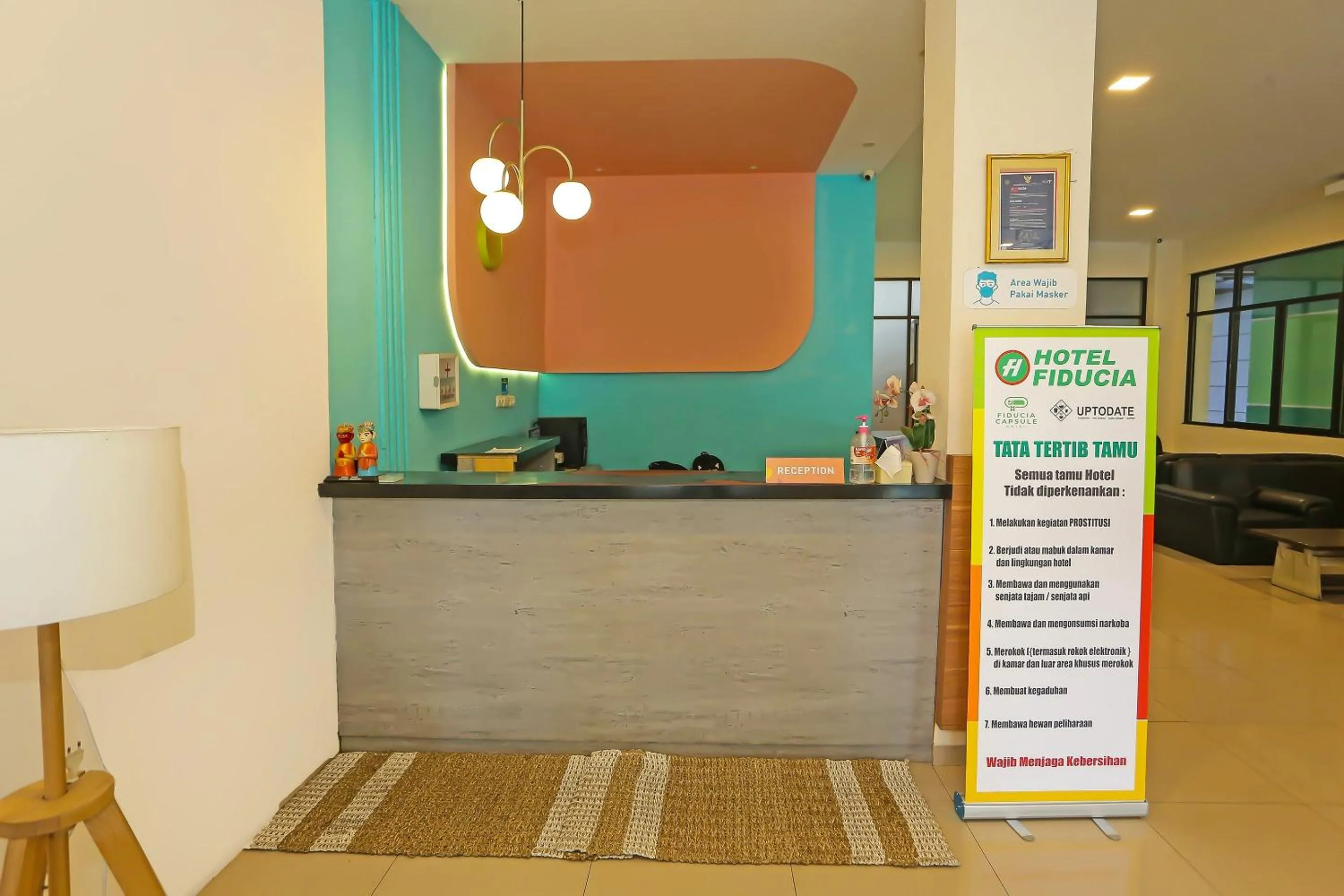 Lobby or reception in Collection O 92130 Hotel Fiducia Kaji