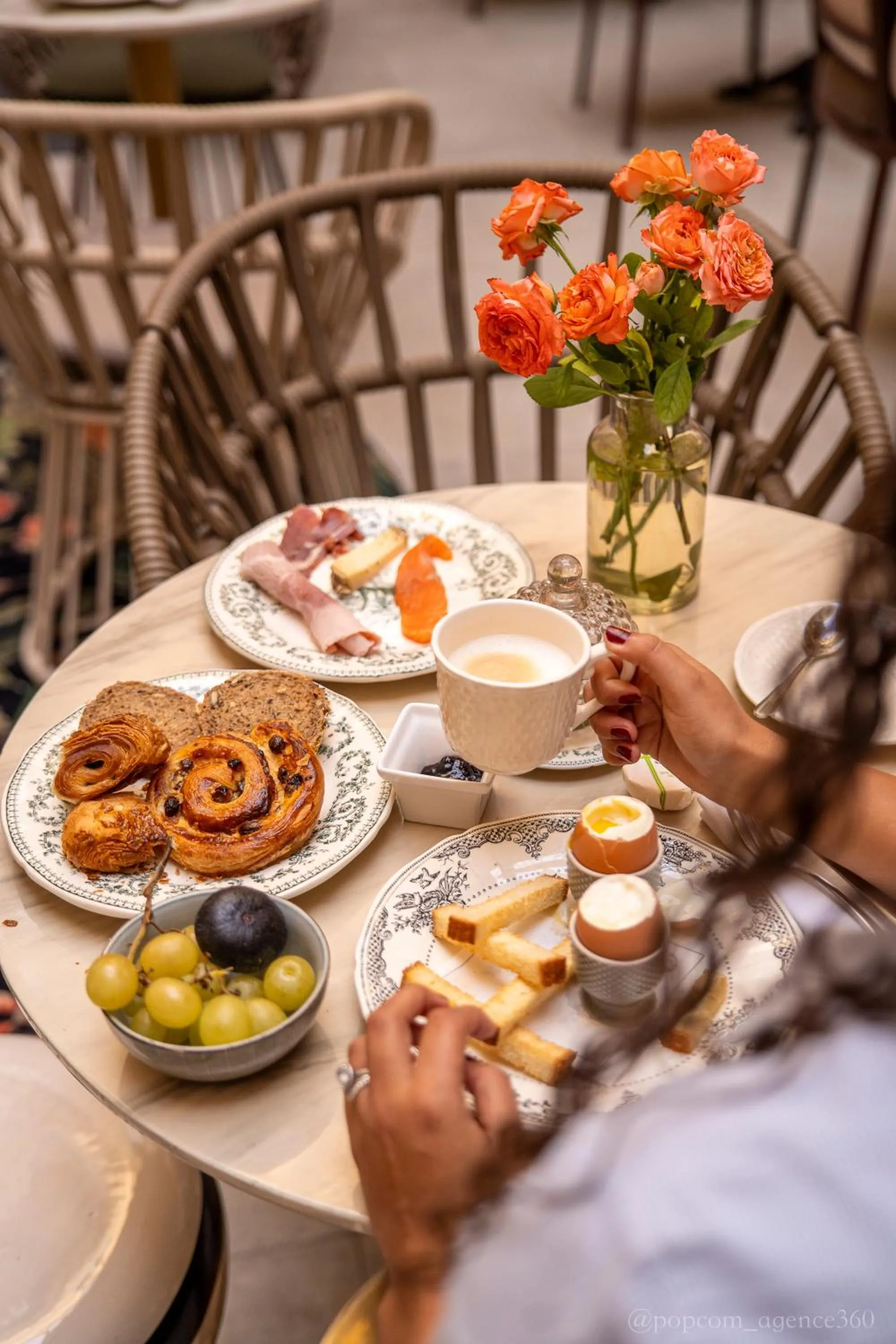 Breakfast in Hôtel Richer De Belleval - Relais & Châteaux
