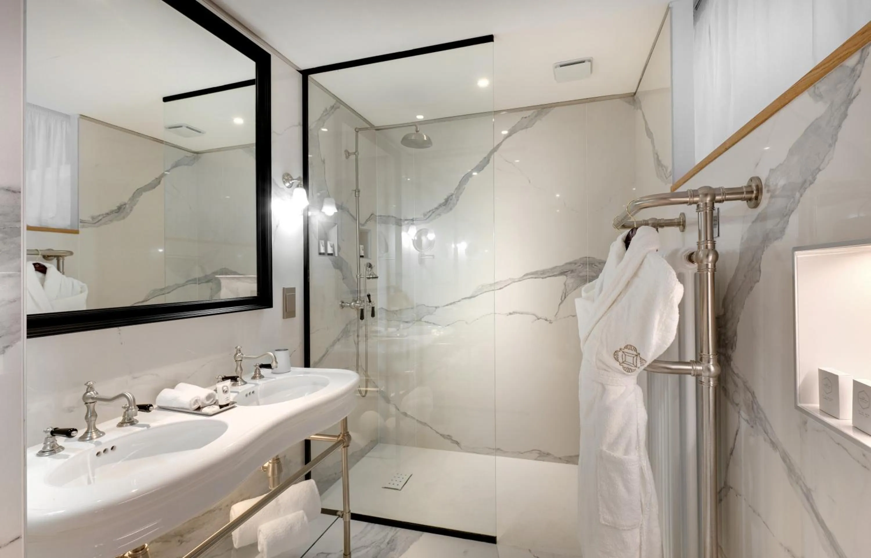 Bathroom in Hôtel Richer De Belleval - Relais & Châteaux