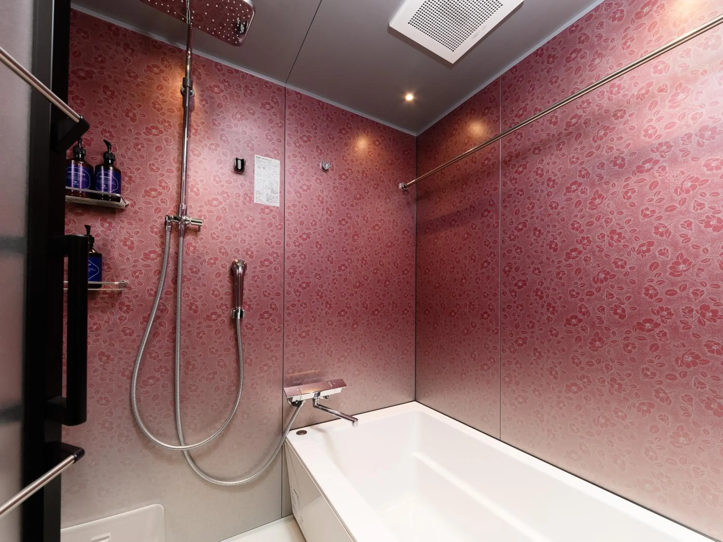 Deluxe Two-Bedroom Japanese Suite in MIMARU SUITES Kyoto Shijo Deluxe Two-Bedroom Japanese Suite in MIMARU SUITES Kyoto Shijo