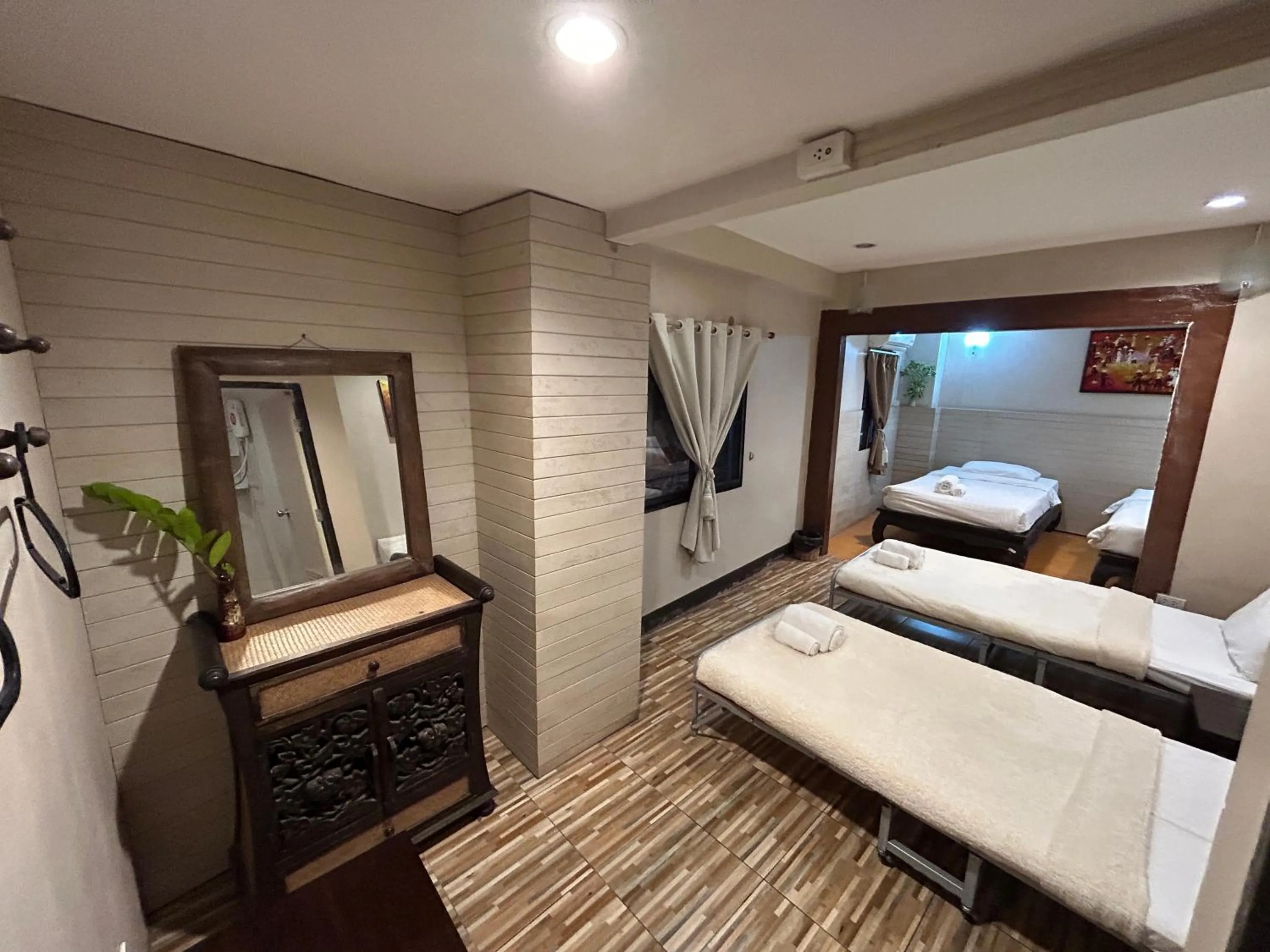 Shower, Bed in Kamala's Boutique Guesthouse