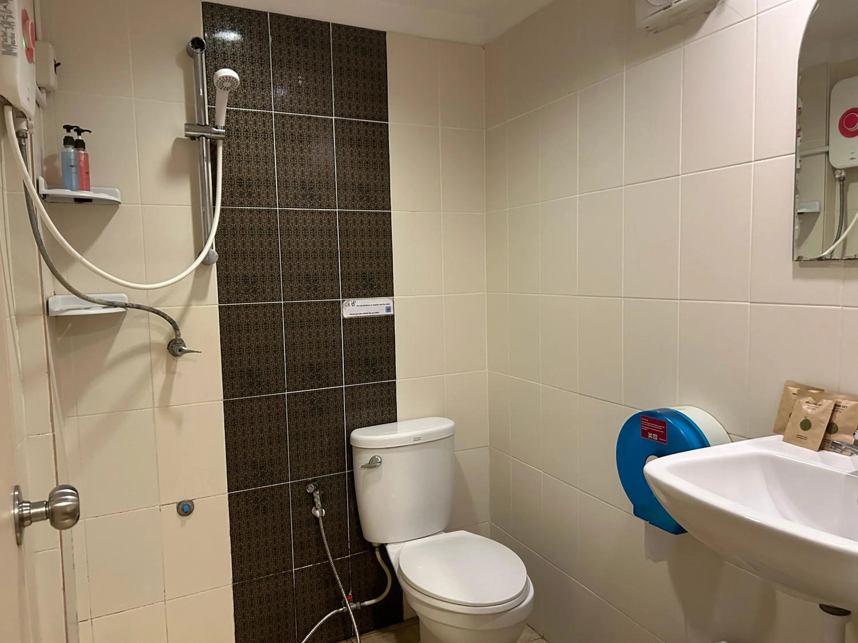 Toilet in Kamala's Boutique Guesthouse