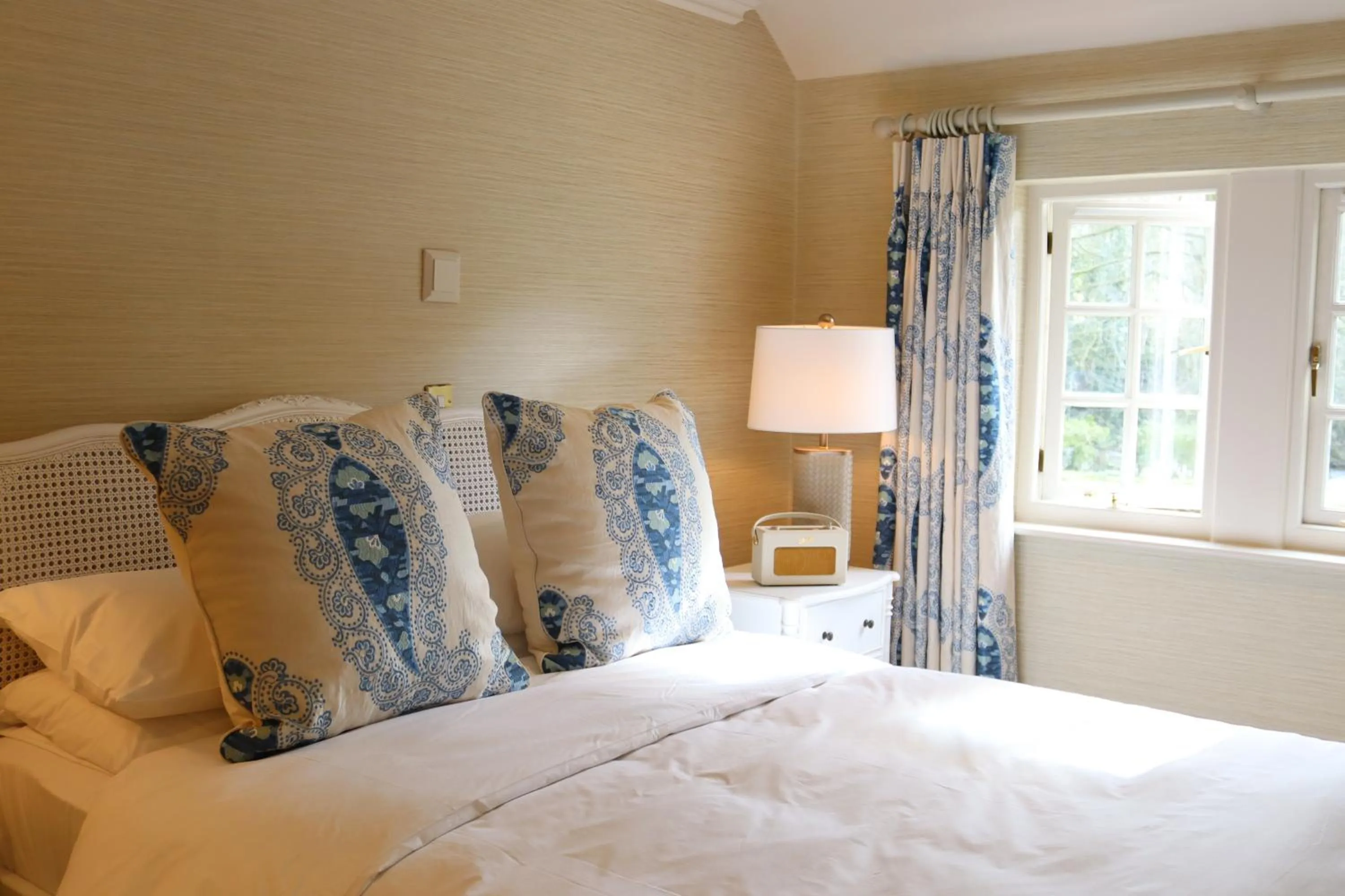 Bed in Rafters at Riverside House Hotel
