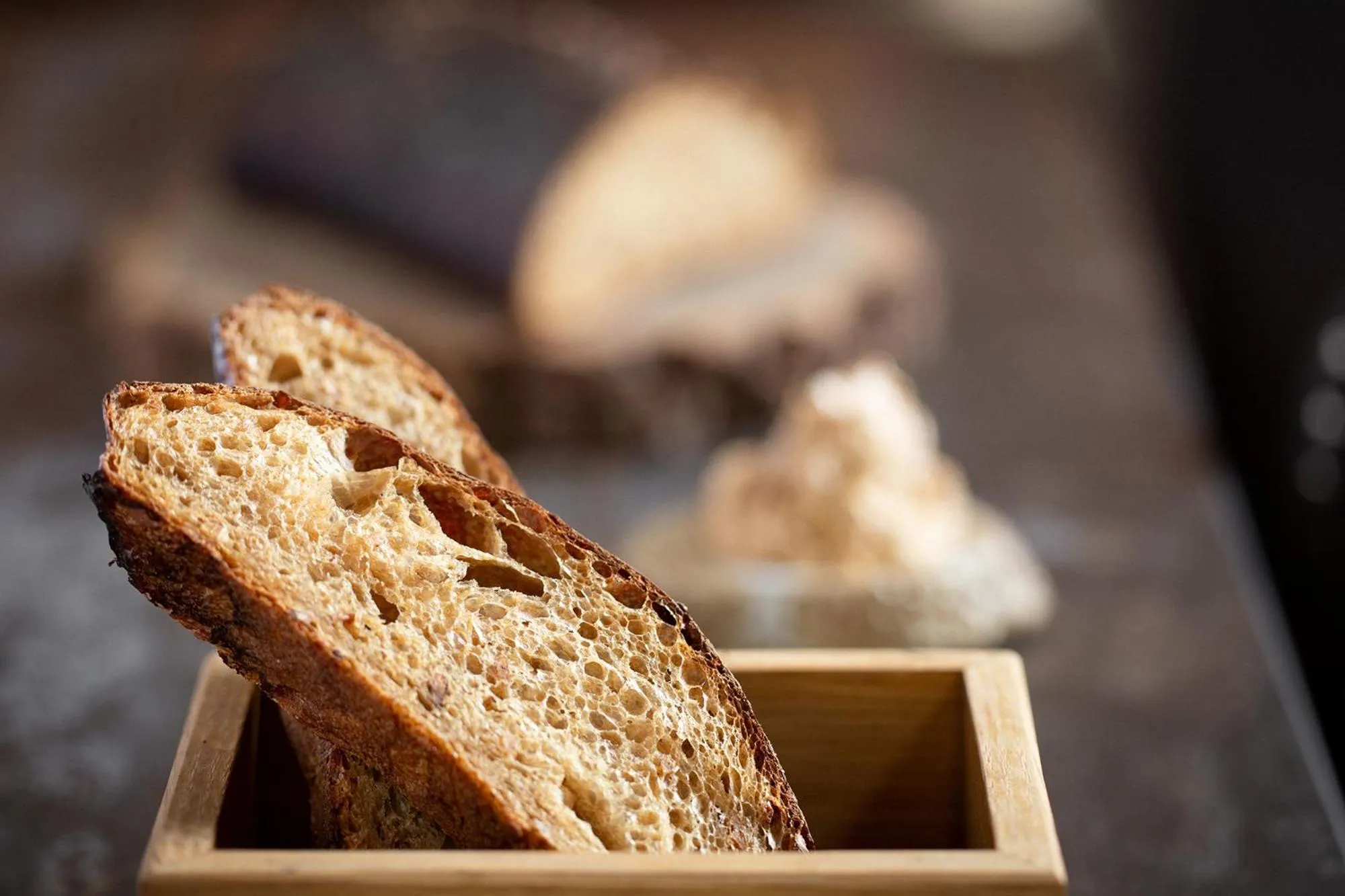 Restaurant/places to eat in Rafters at Riverside House Hotel