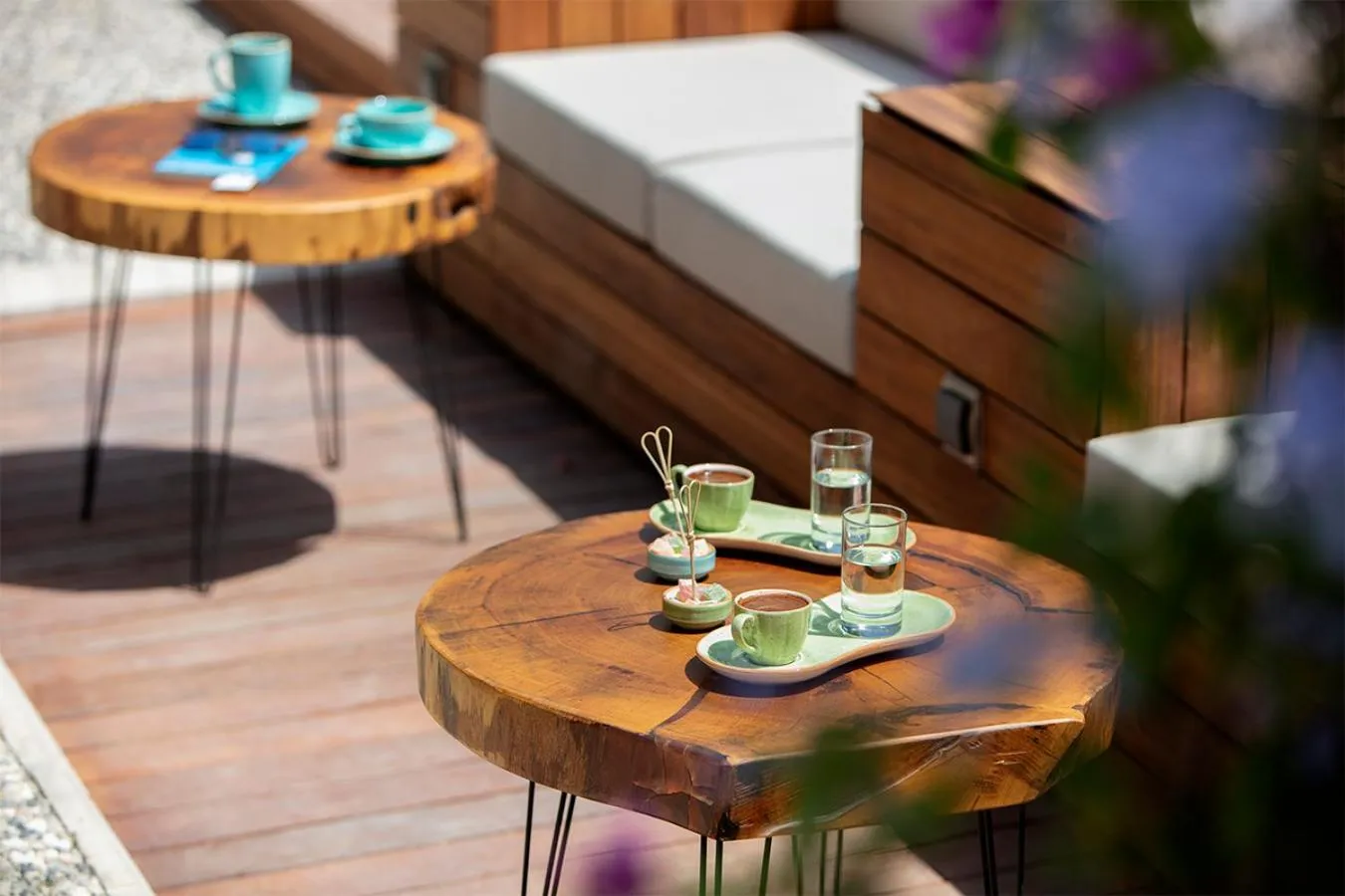 Food and drinks in Mellow Blue Hotel