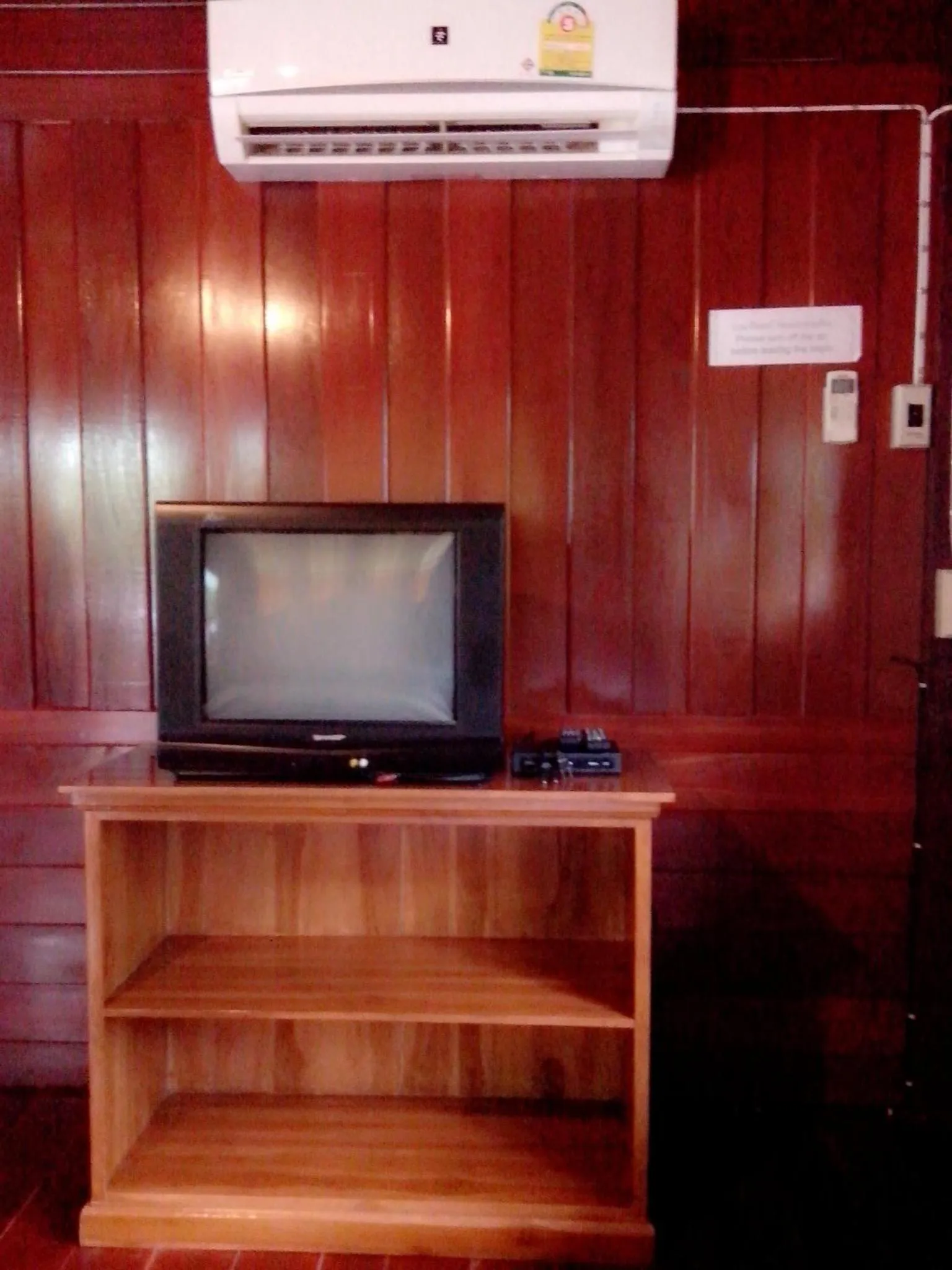 TV and multimedia in Baan Kong Homestay