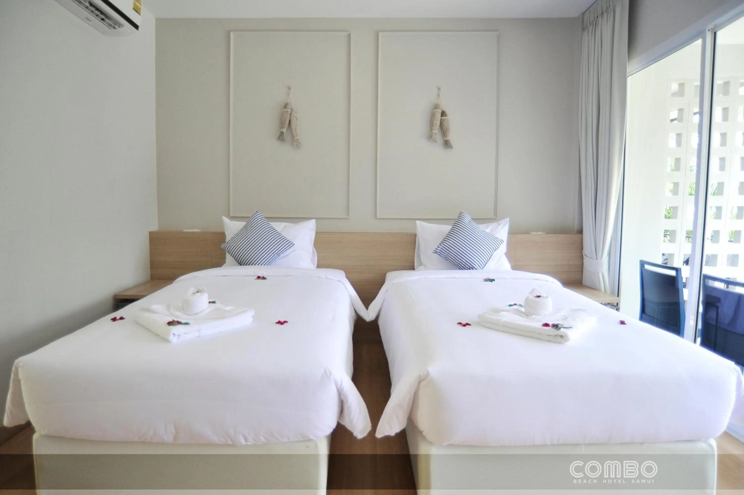 Bedroom, Bed in Combo Beach Hotel Samui