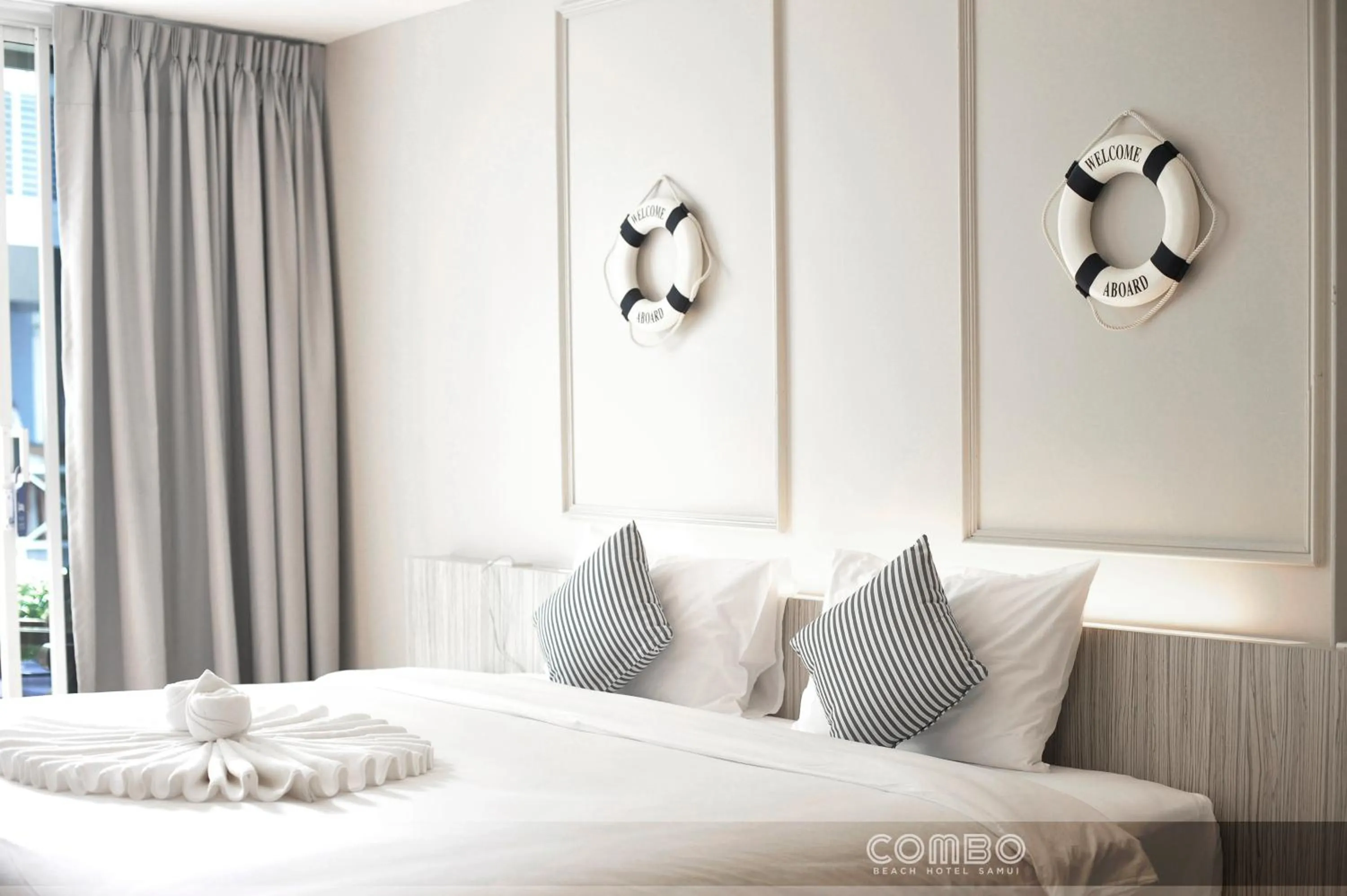 Bedroom, Bed in Combo Beach Hotel Samui