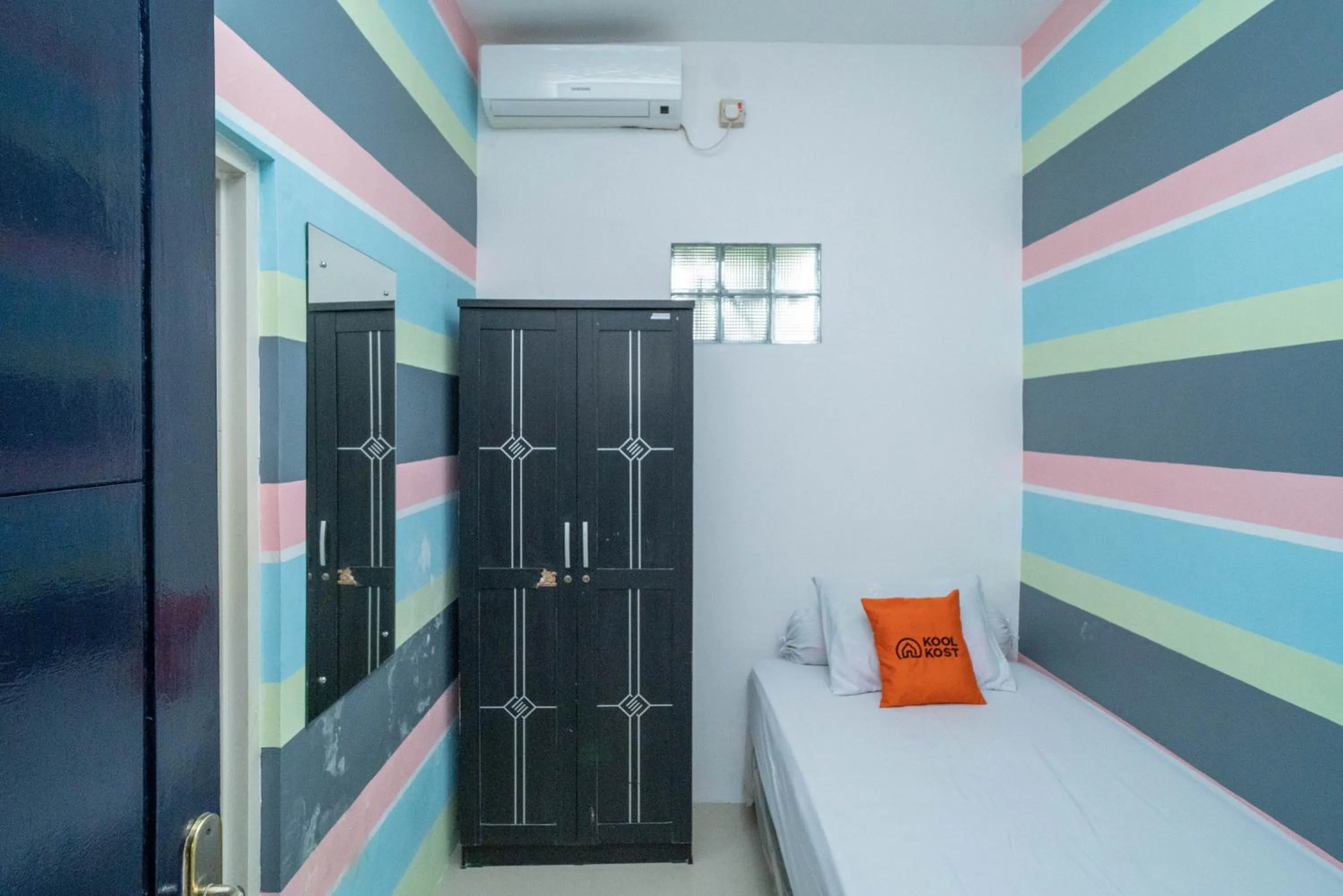 Bed in KoolKost Syariah @ Jl Kelapa Dua Raya Tangerang (Minimum Stay 6 Nights)