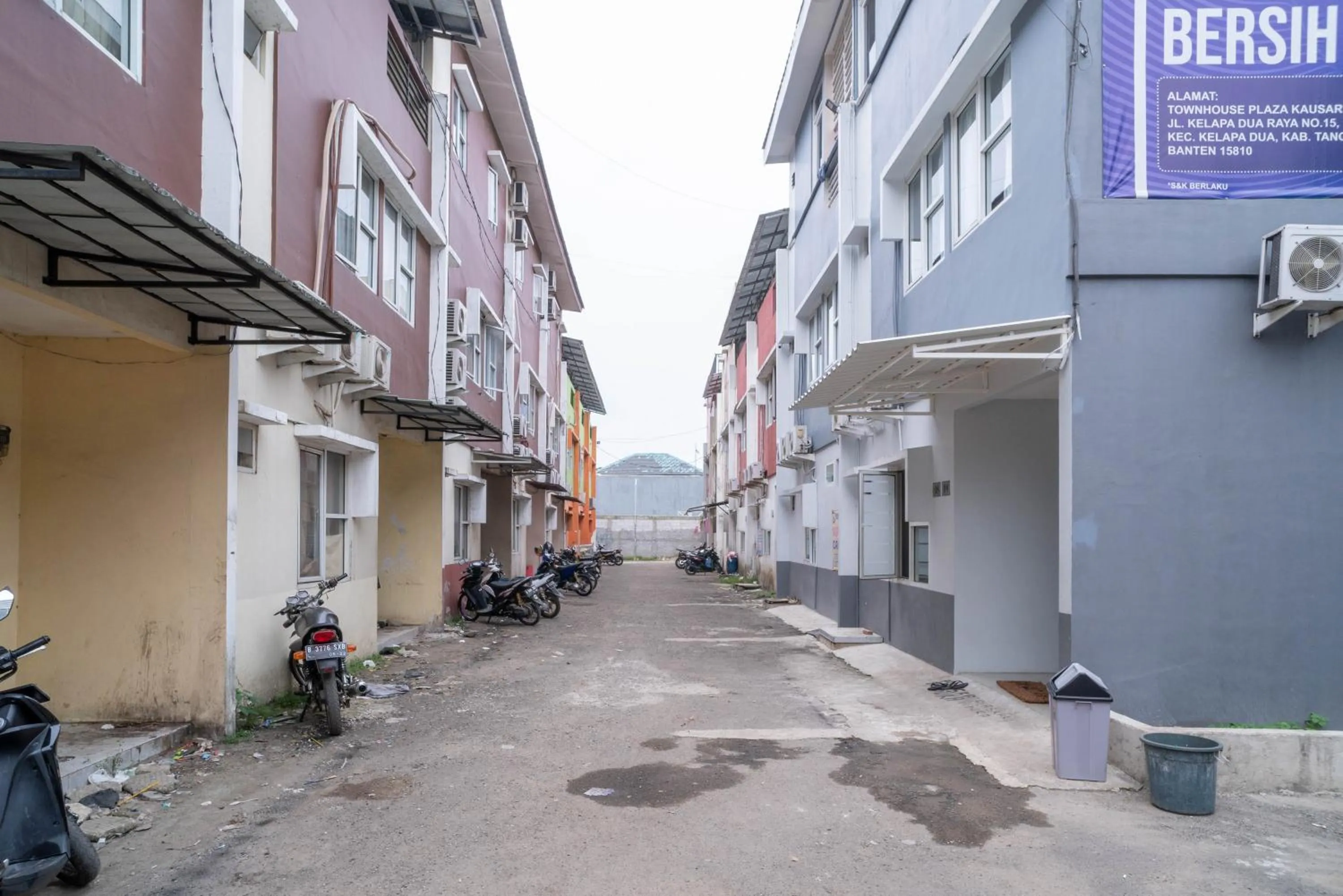 Property building in KoolKost Syariah @ Jl Kelapa Dua Raya Tangerang (Minimum Stay 6 Nights)