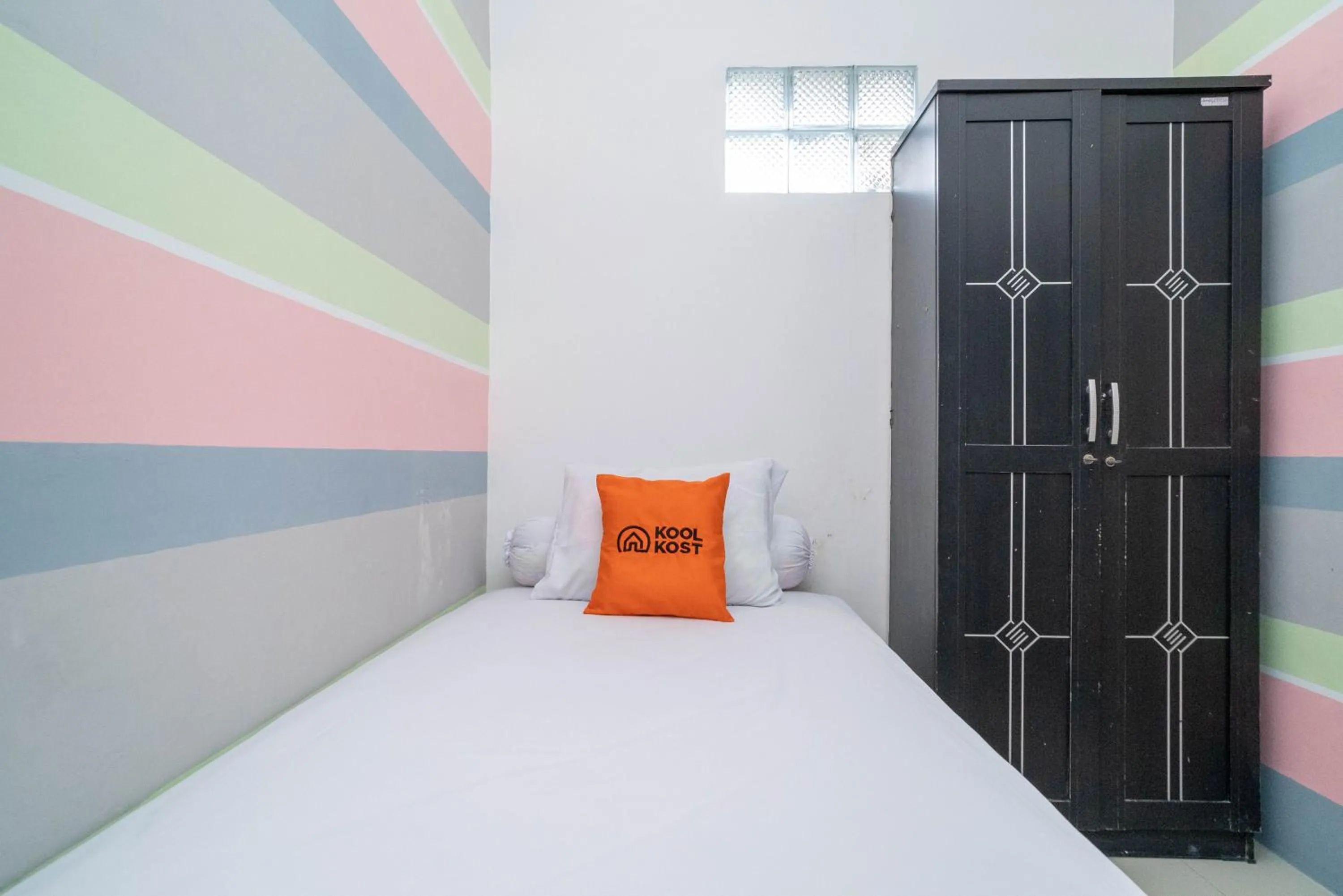 Bed in KoolKost Syariah @ Jl Kelapa Dua Raya Tangerang (Minimum Stay 6 Nights)