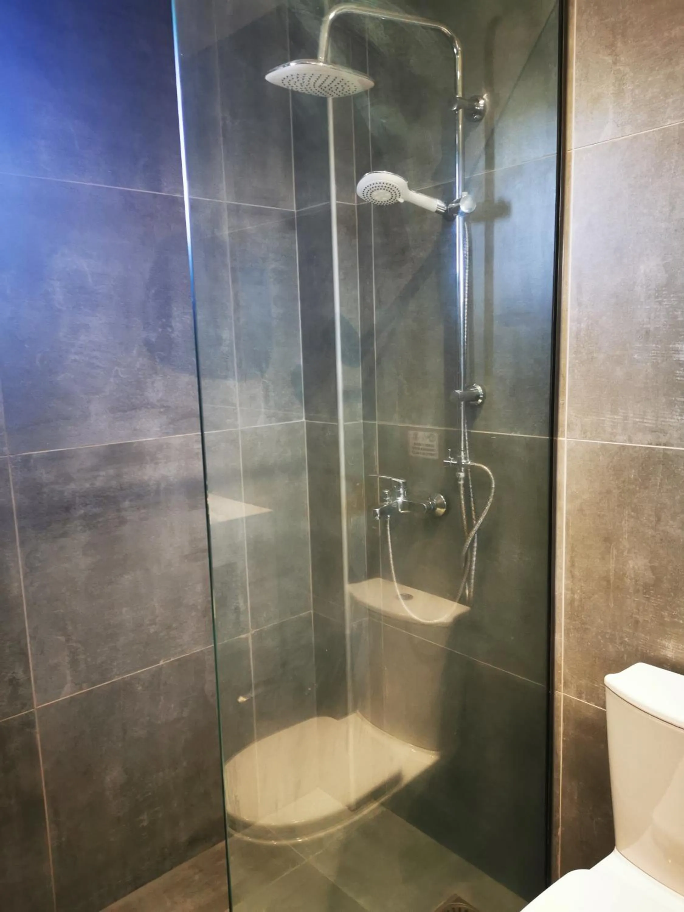 Shower in Anemona Beach apartments