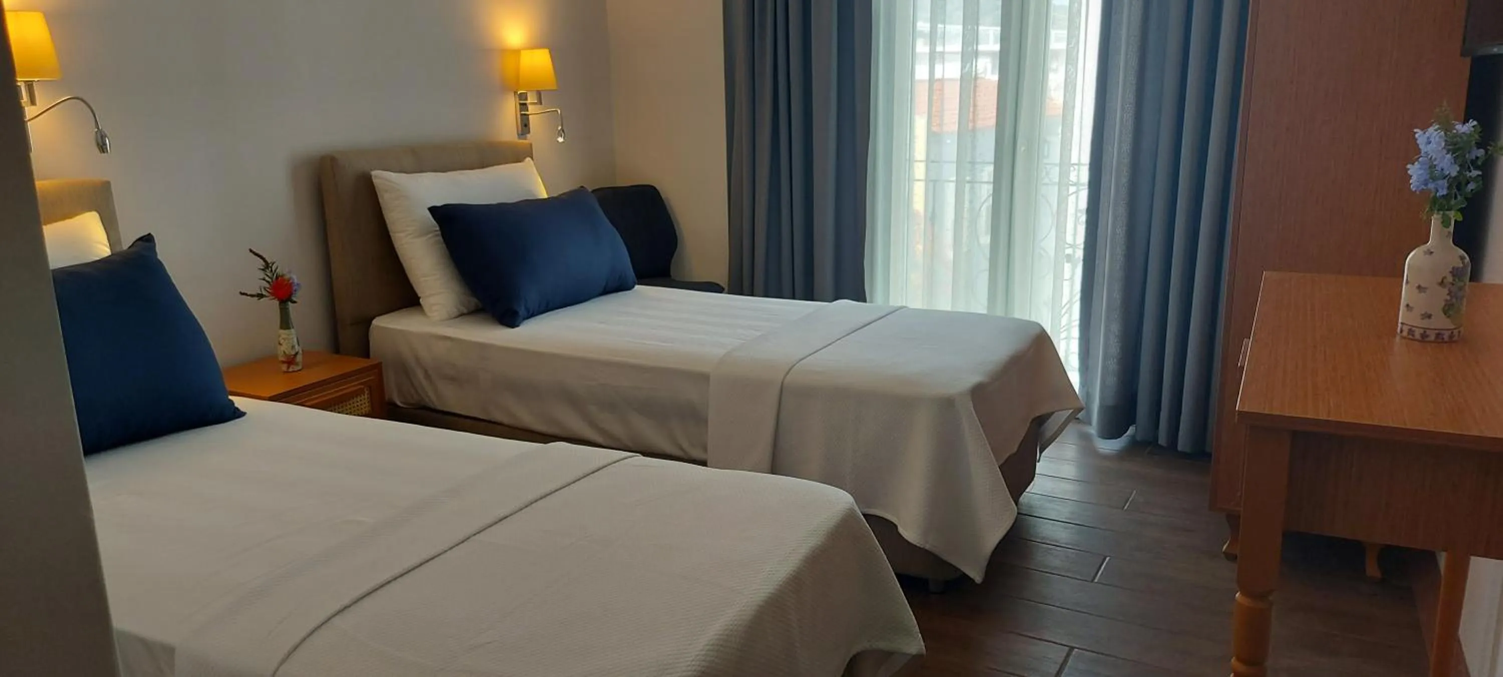 Bed in AtaÇesme Otel