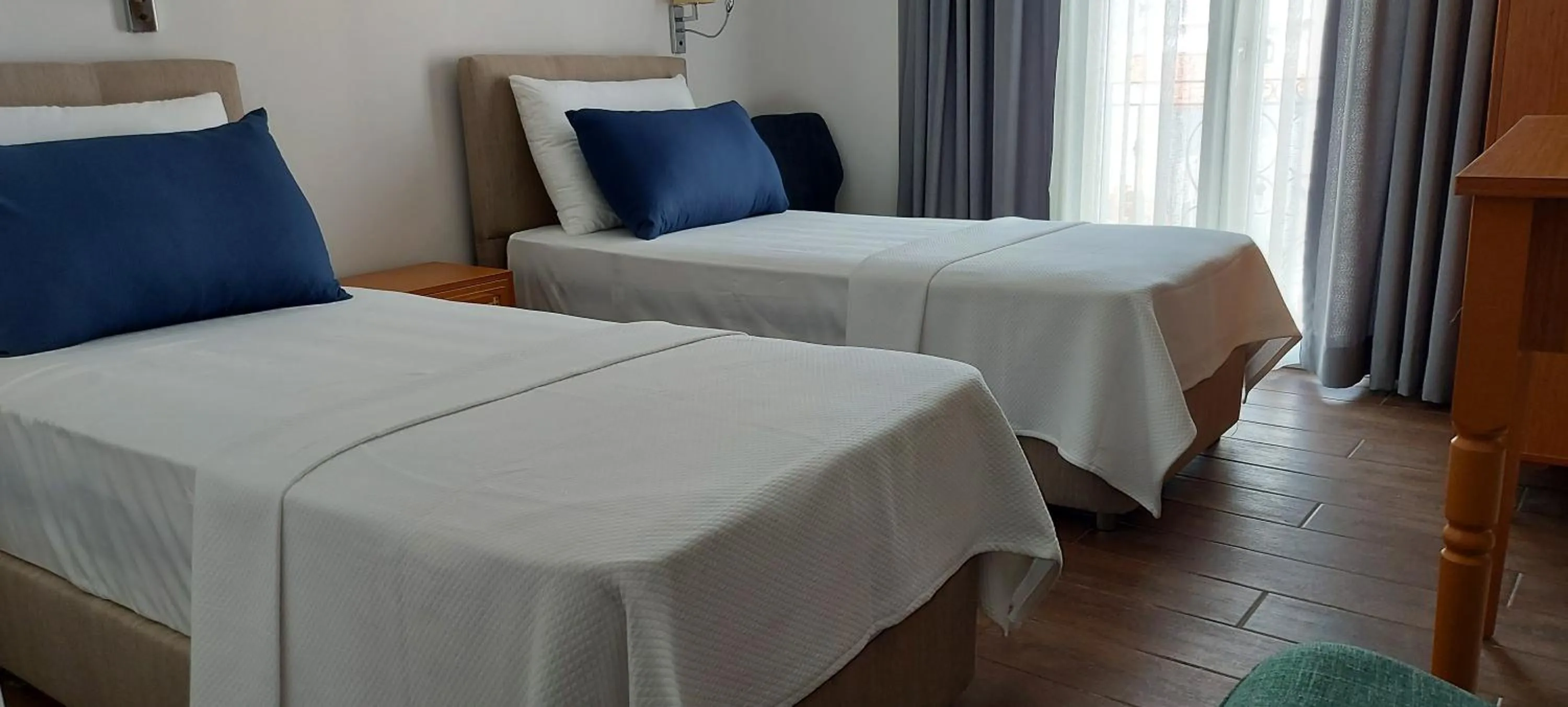 Bed in AtaÇesme Otel