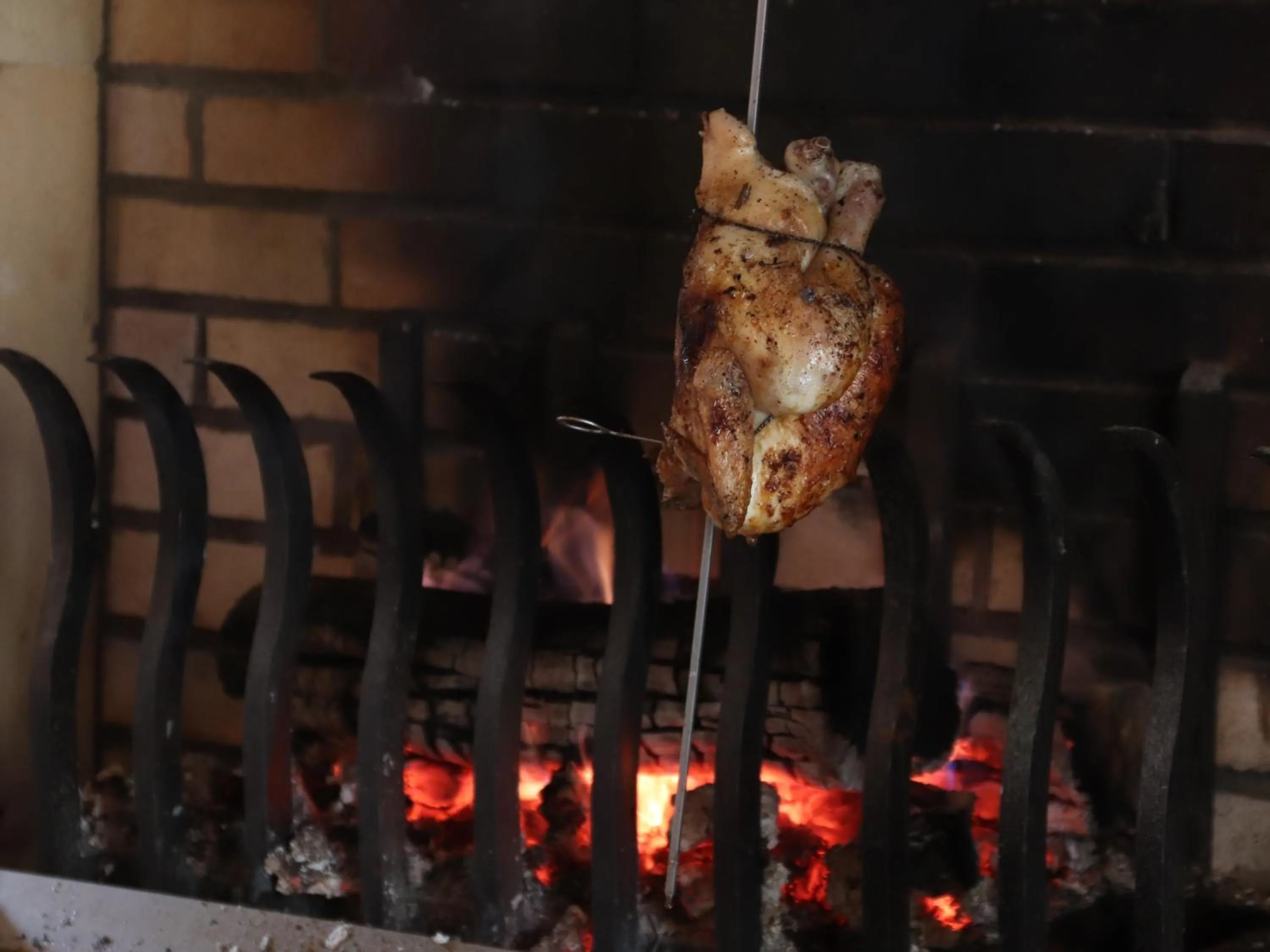 Dining area in Maison d'hôtes La Cerisaie