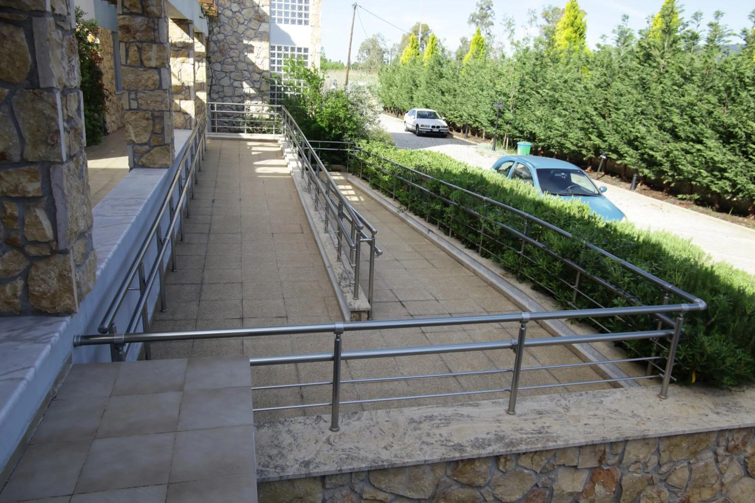 Facade/entrance in Cavos Fokidos