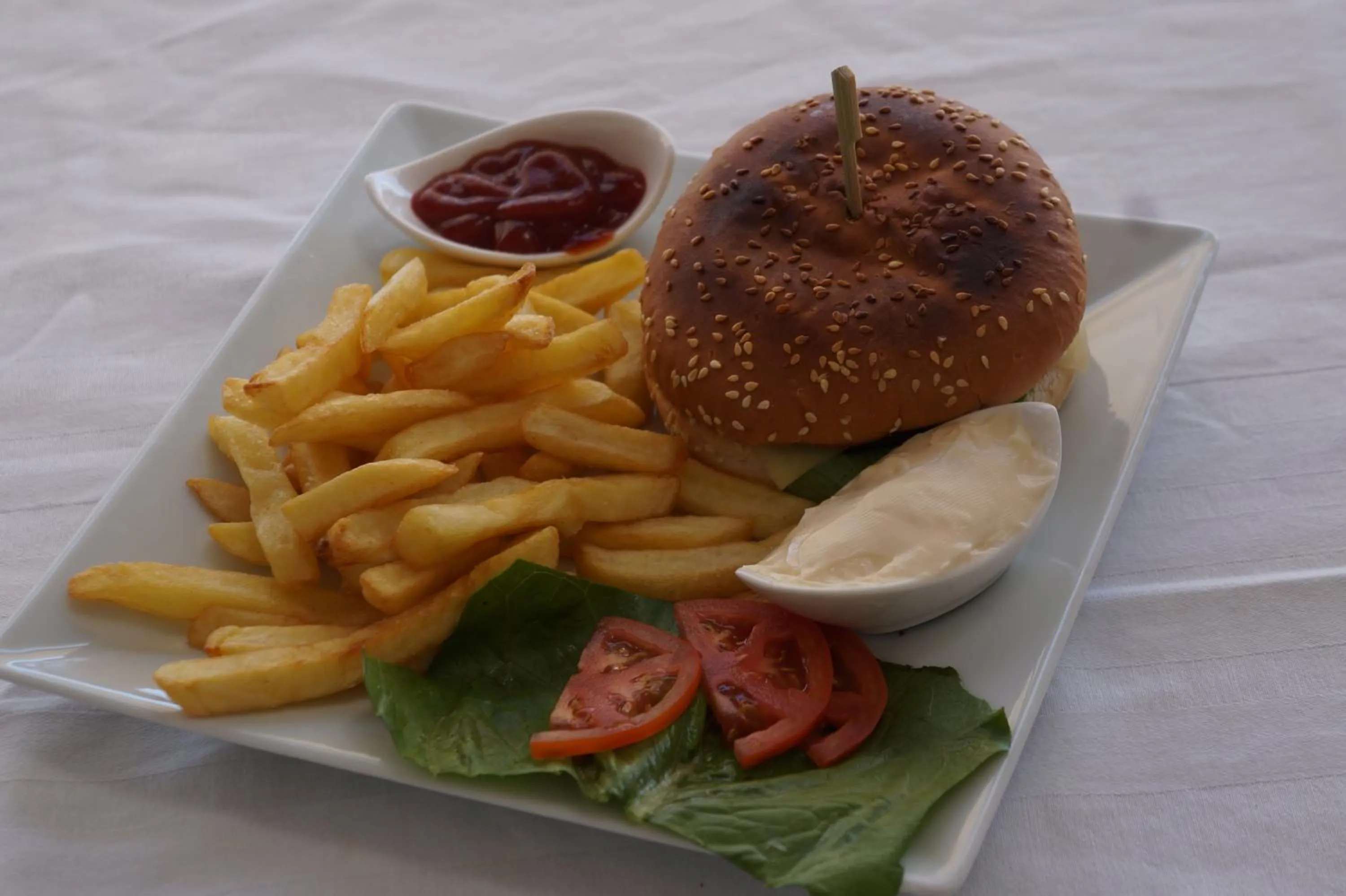 Restaurant/places to eat in Cavos Fokidos