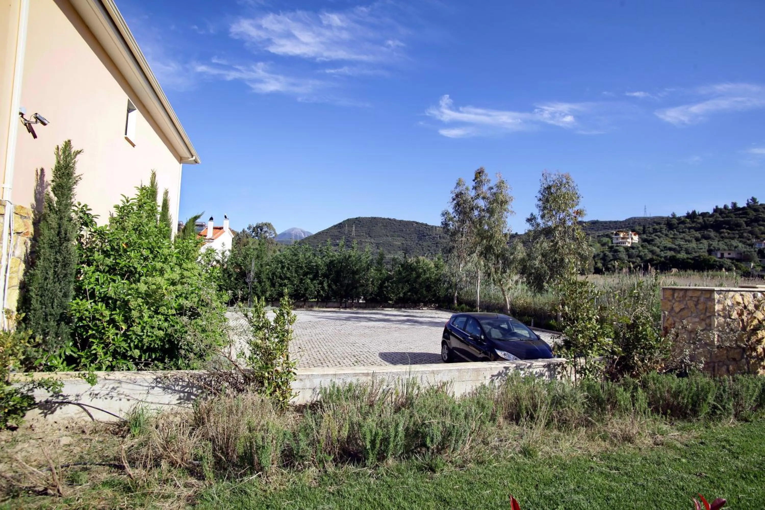 Garden in Cavos Fokidos