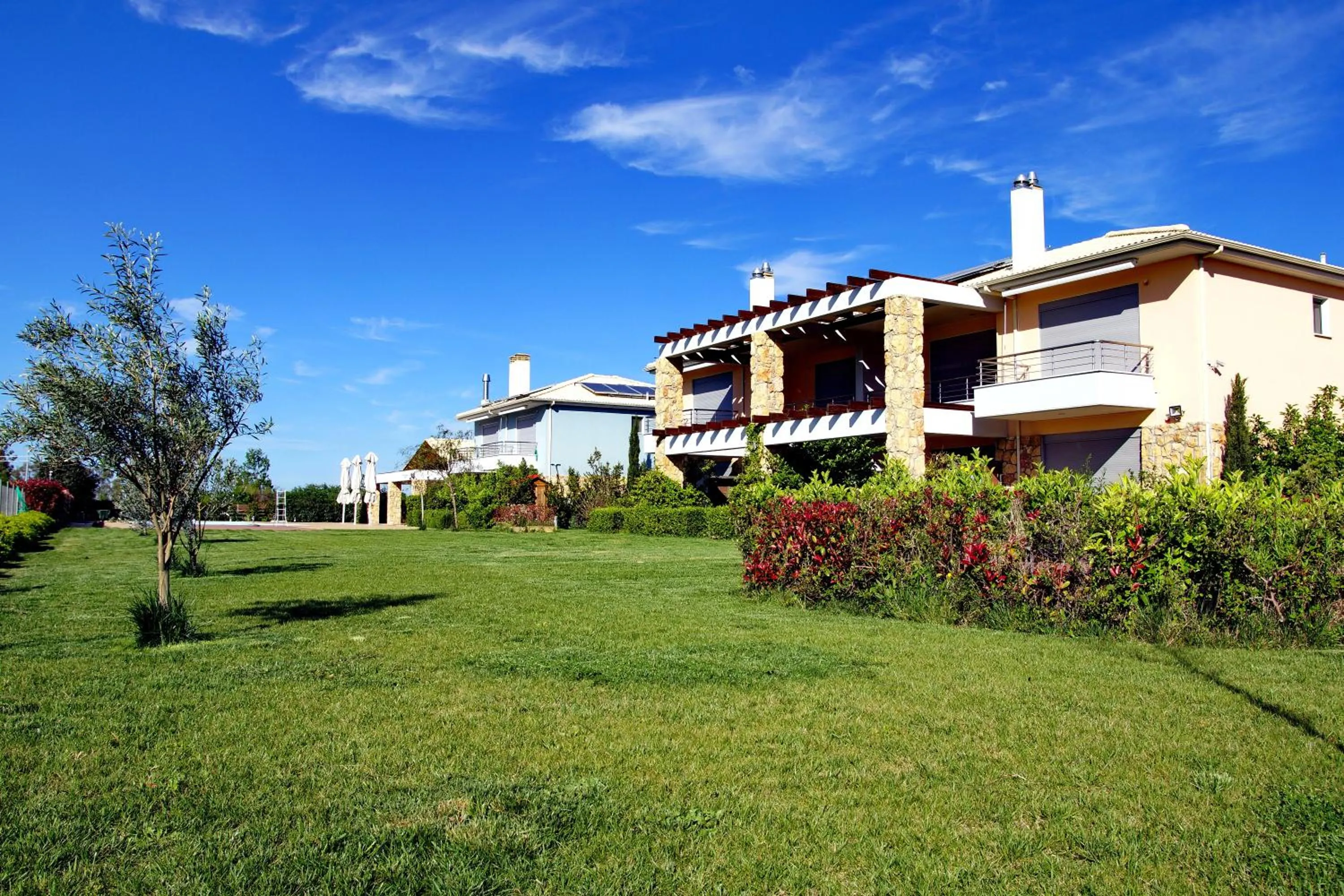 Property building in Cavos Fokidos