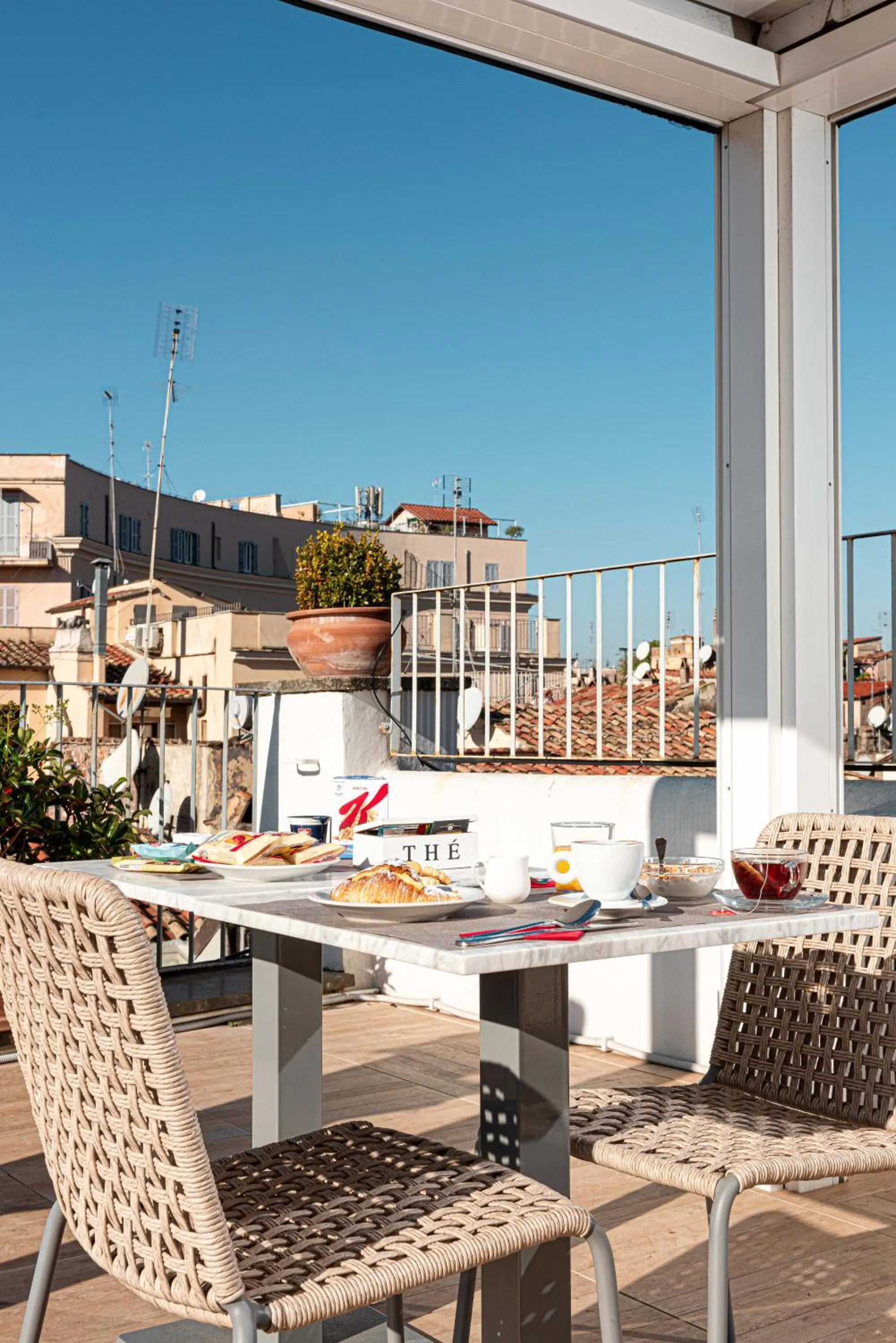 Breakfast in Nikis Collection Navona