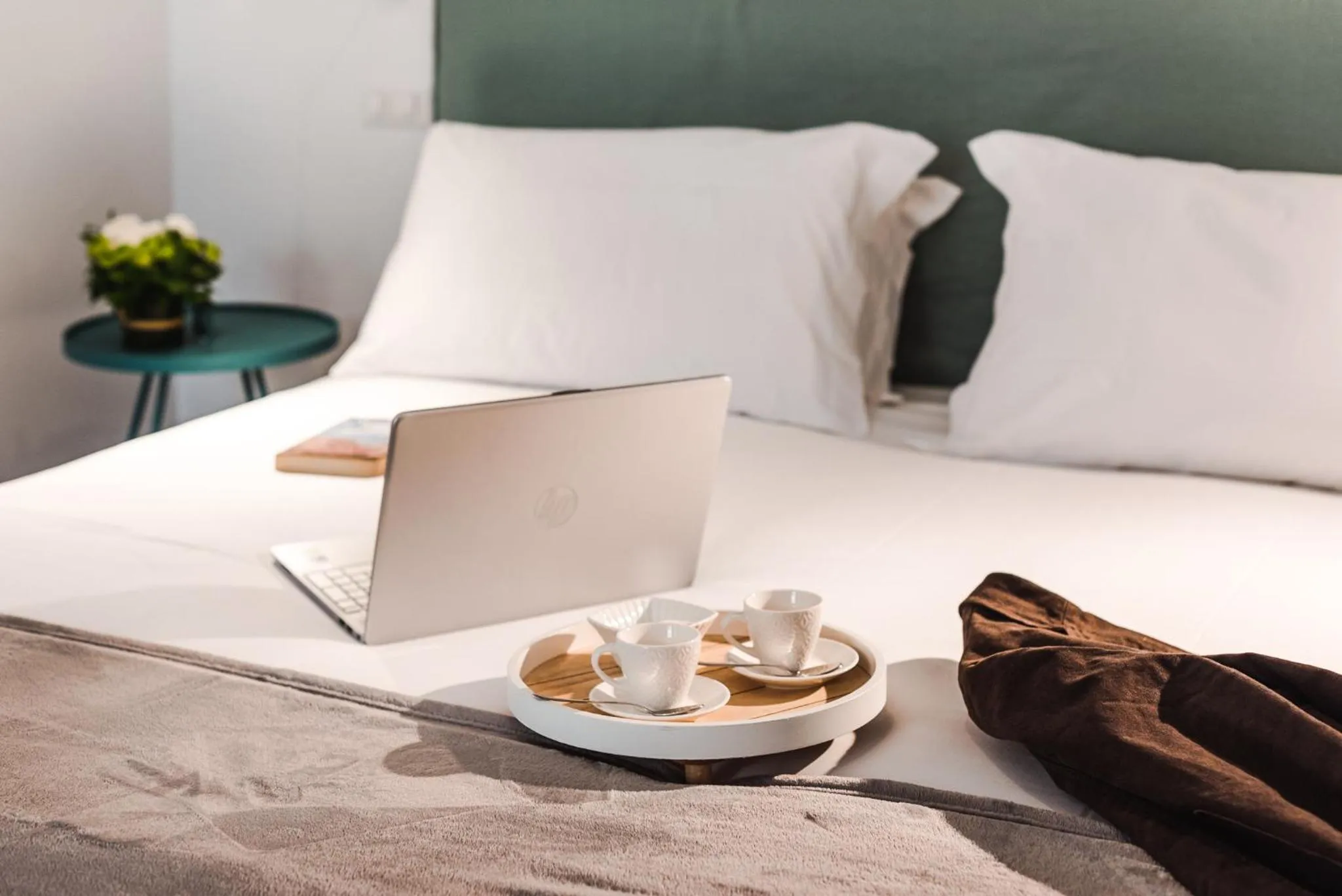 Bed in Nikis Collection Navona