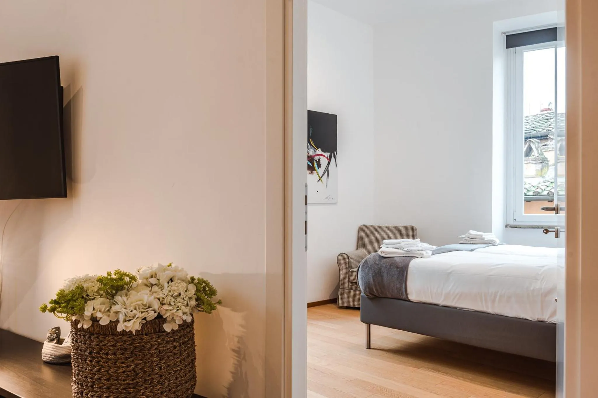 Bedroom, Bed in Nikis Collection Navona