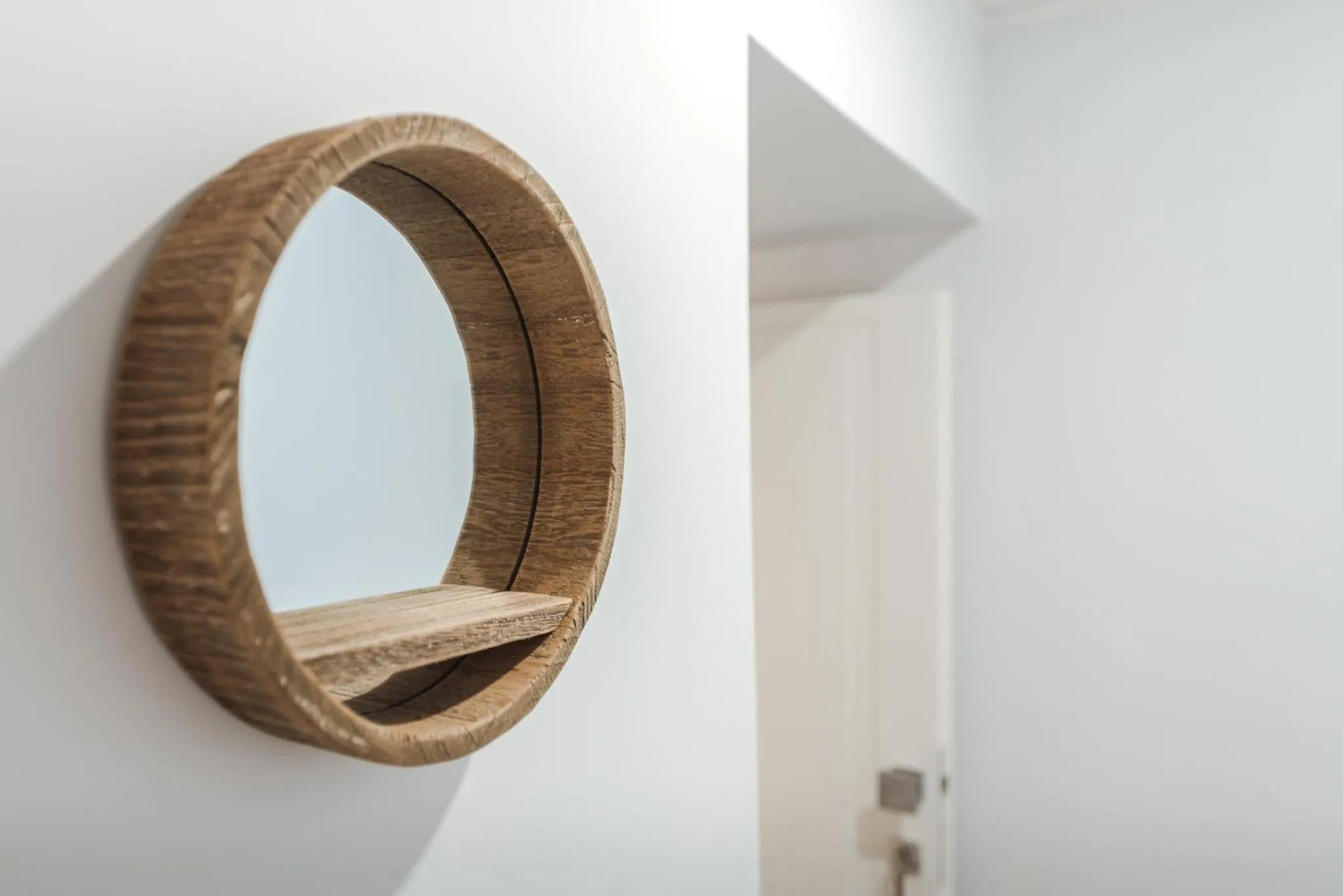 Decorative detail in Nikis Collection Navona