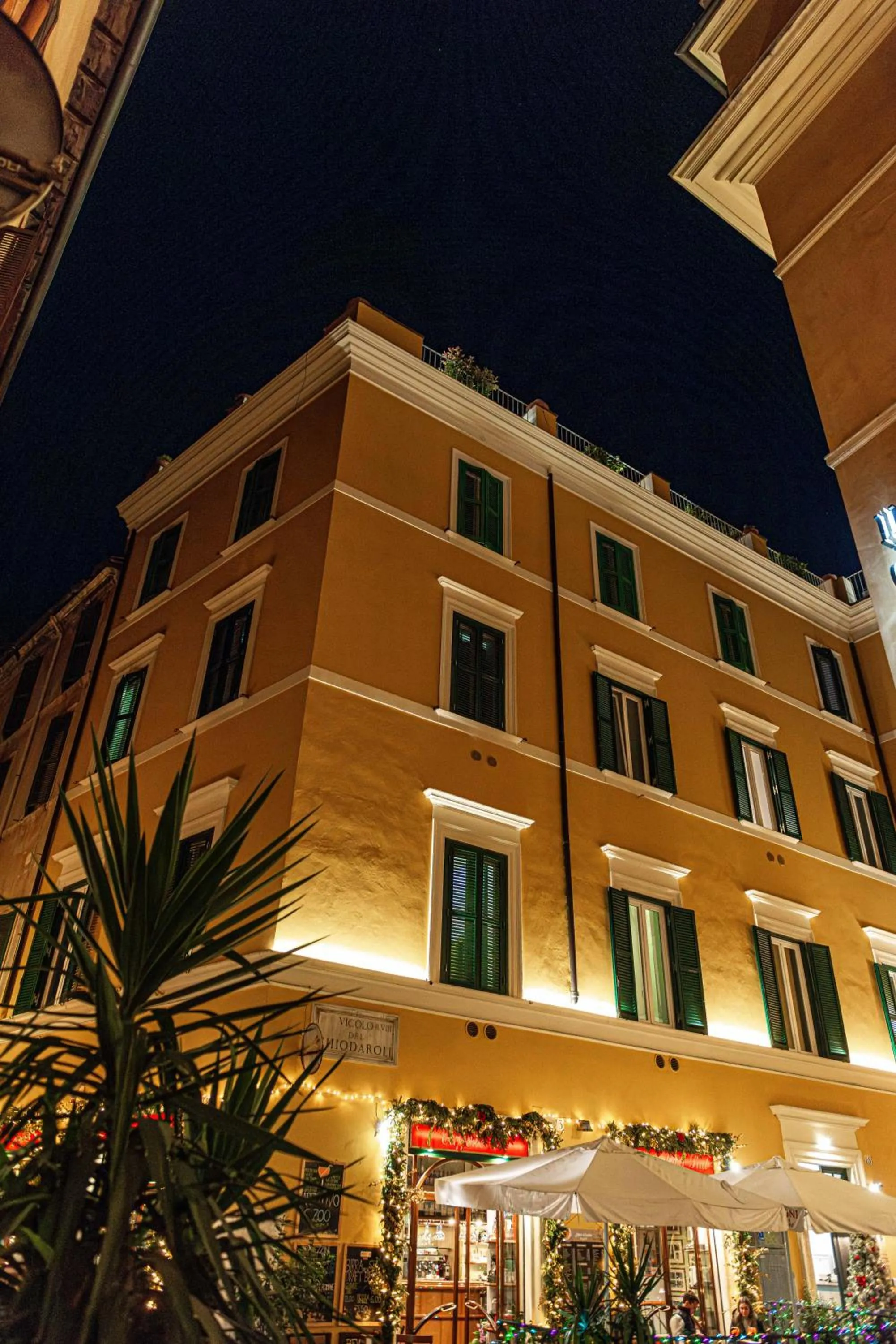 Property building in Nikis Collection Navona