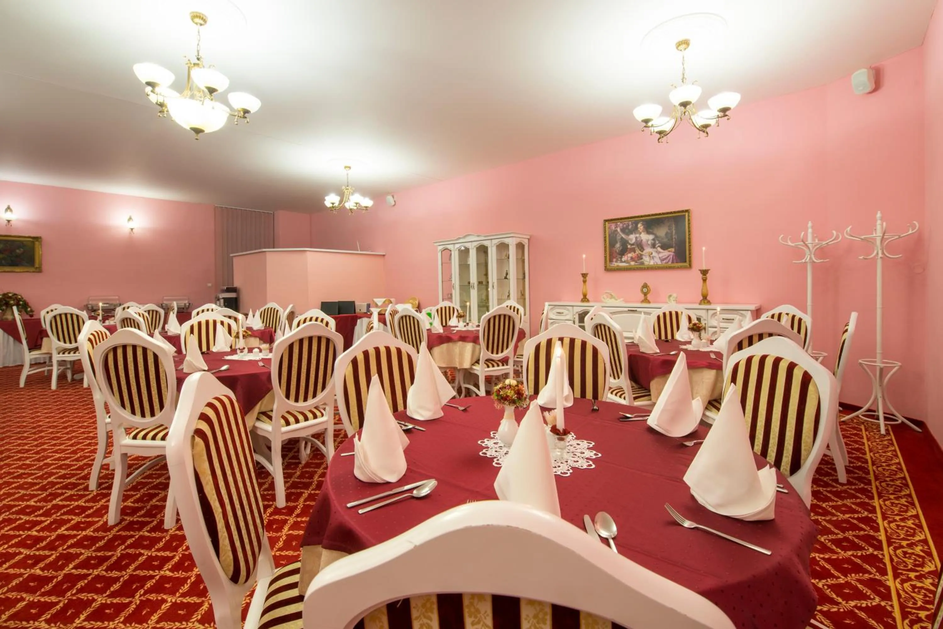 Restaurant/places to eat in Svatojansky Kastiel