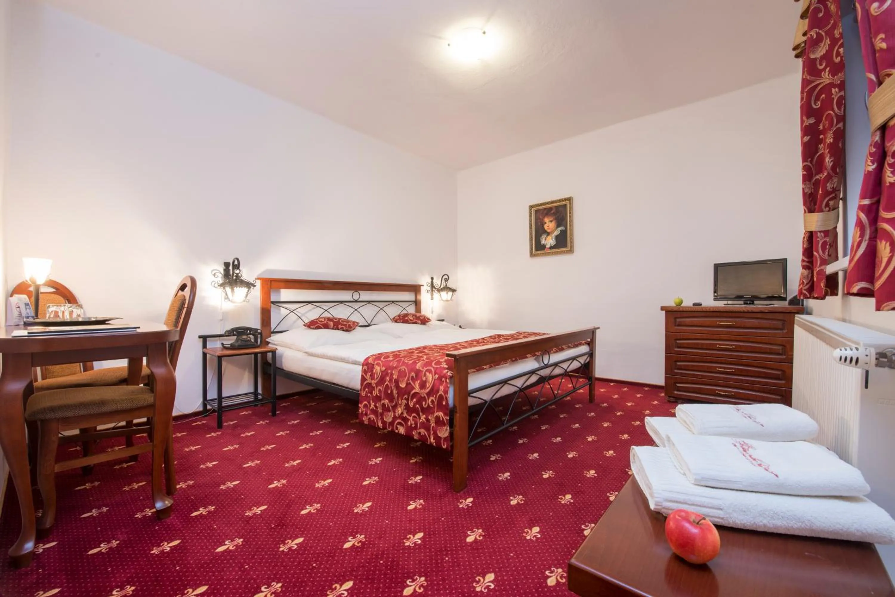 Bed in Svatojansky Kastiel