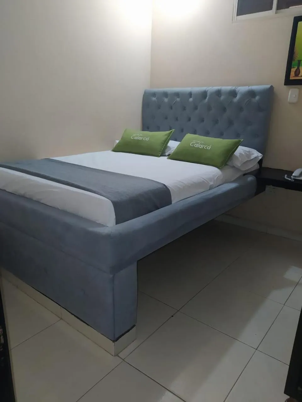 Bed in Hotel Calarca N2