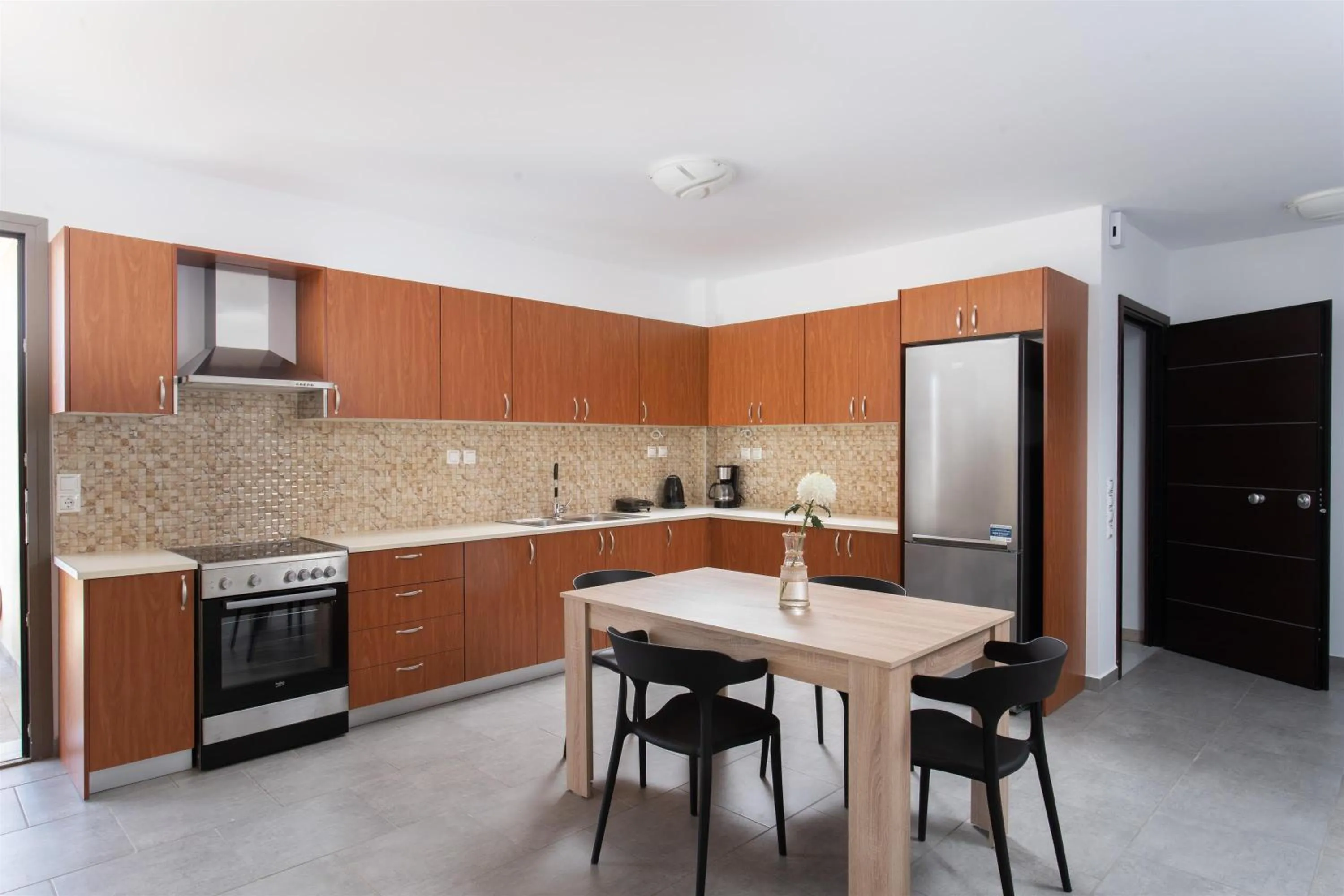 Kitchen or kitchenette in Tulipa Suites