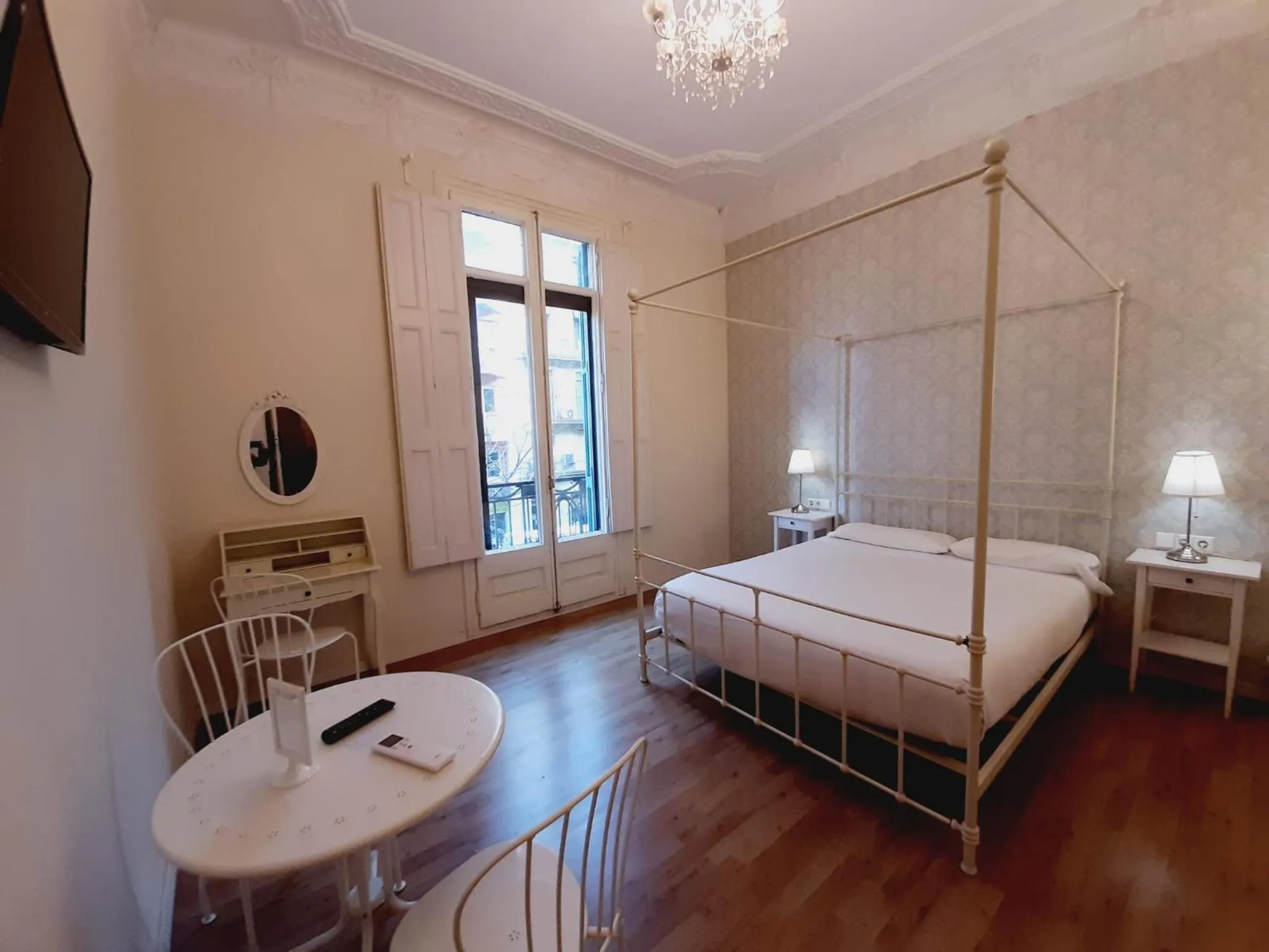 Bed in Lumine Luxury Suites by gaiarooms