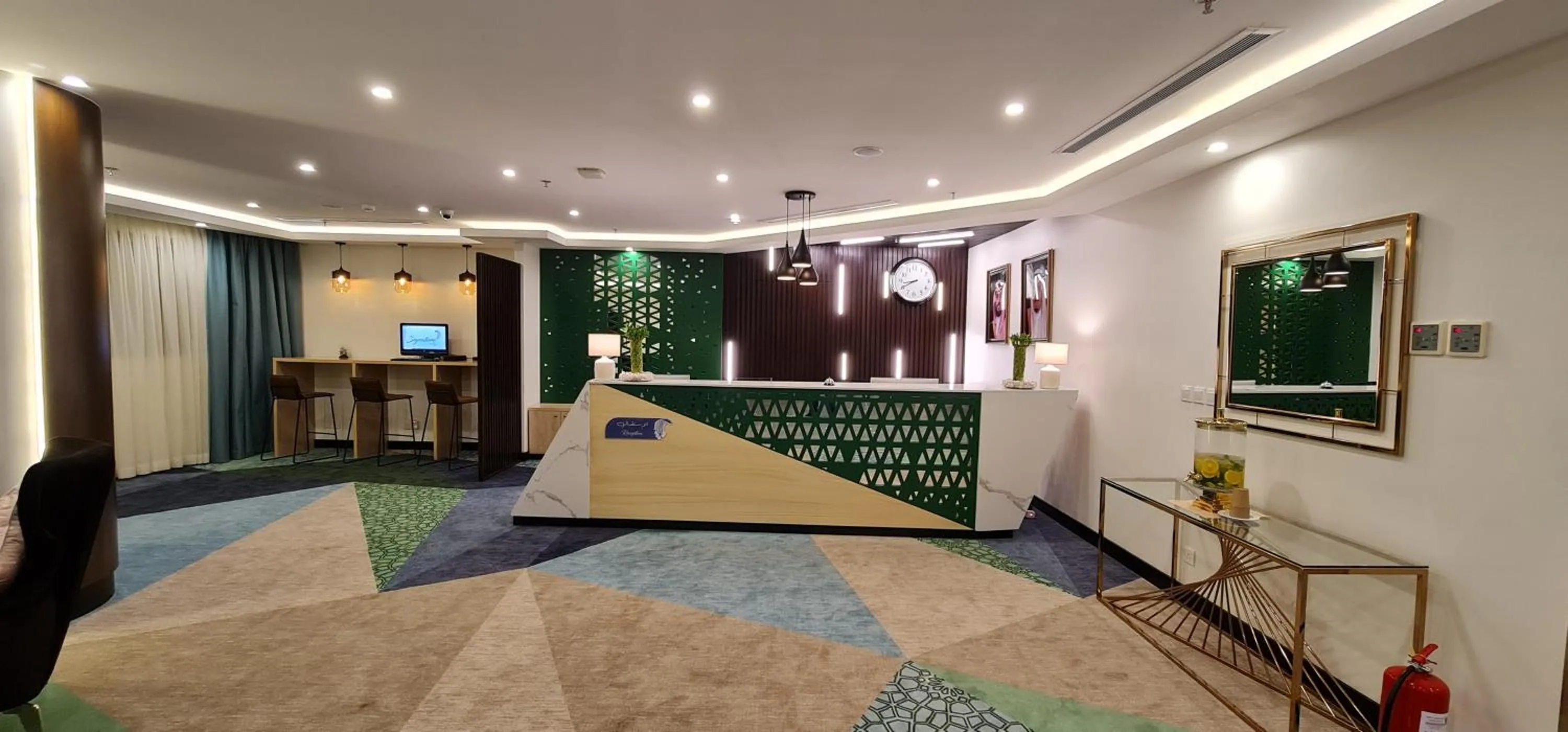 Lobby or reception in Signature Guest Hotel فندق إمضاء النزيل الفندقية