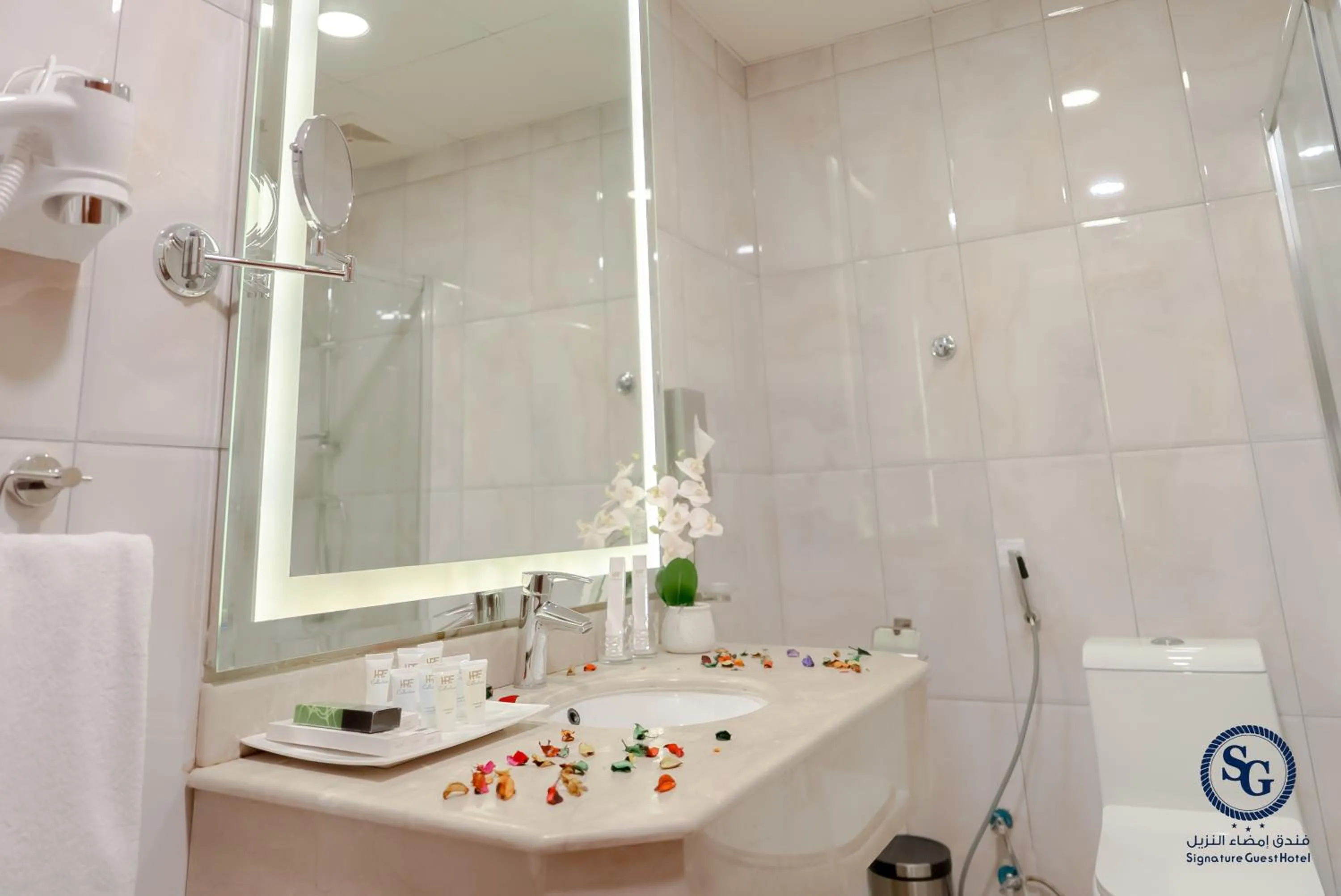 Bathroom in Signature Guest Hotel فندق إمضاء النزيل الفندقية