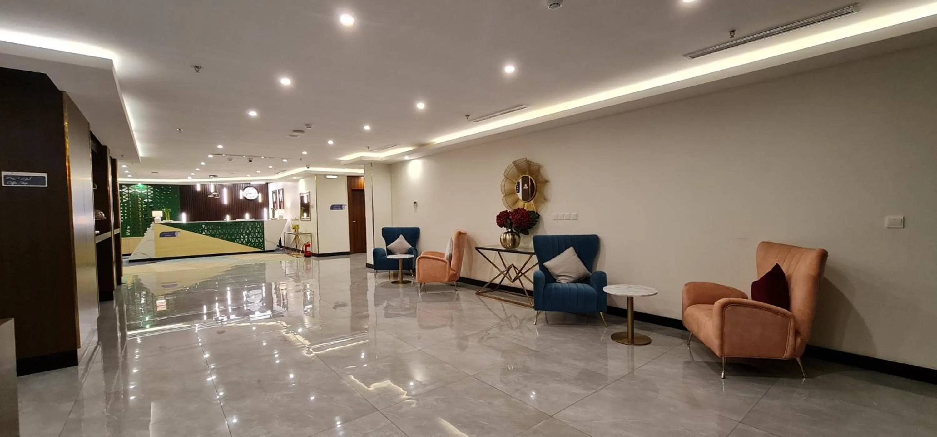 Lobby or reception in Signature Guest Hotel فندق إمضاء النزيل الفندقية